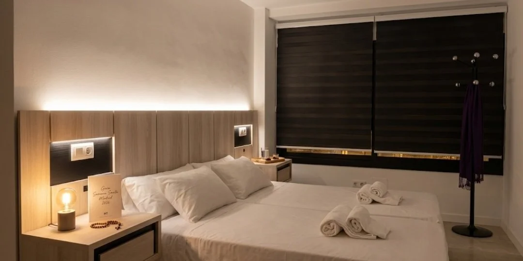 Habitación tranquila en el centro de Madrid durante Semana Santa.