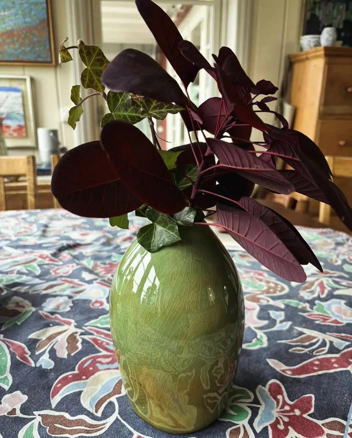 - Pear -
Spring 2025
A pear-fect addition to any shelf
.
.
.
#porcelain #ceramics #pottery #handmade  #ceramicart #crystallineceramics  #crystallineglaze #porcelainart  #studioceramics #contemporaryceramics #crystalline #handmadeceramics  #wheelthrow