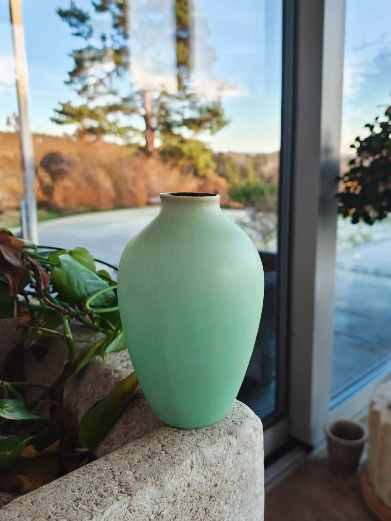 - Gratitude -
New Years Eve 2025
Thank you for all your support this year. 
Cheers for many more in 26
.
.
.
#porcelain #ceramics #pottery #crystallineceramics  #crystallineglaze