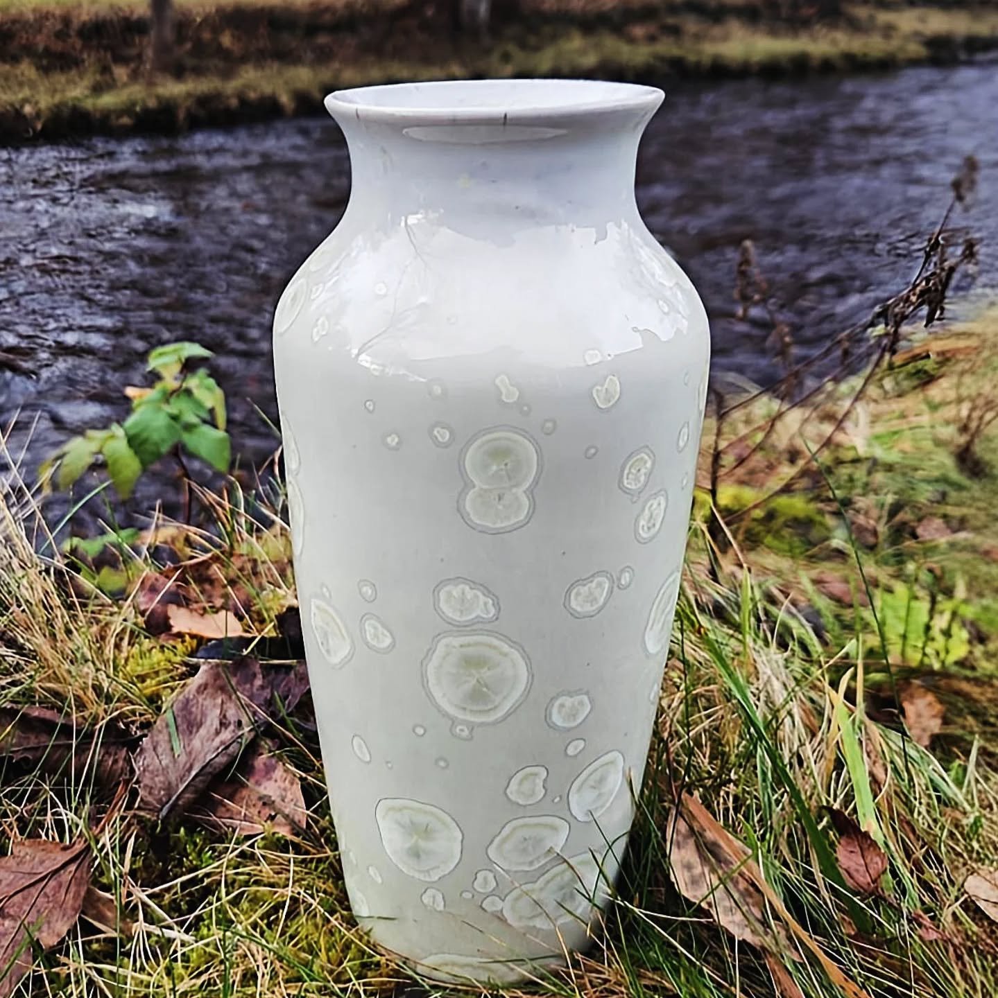 - Rook -
Fall 2025
By controlling the file one controls the endgame
.
.
.
#porcelain #ceramics #pottery #crystallineceramics  #crystallineglaze