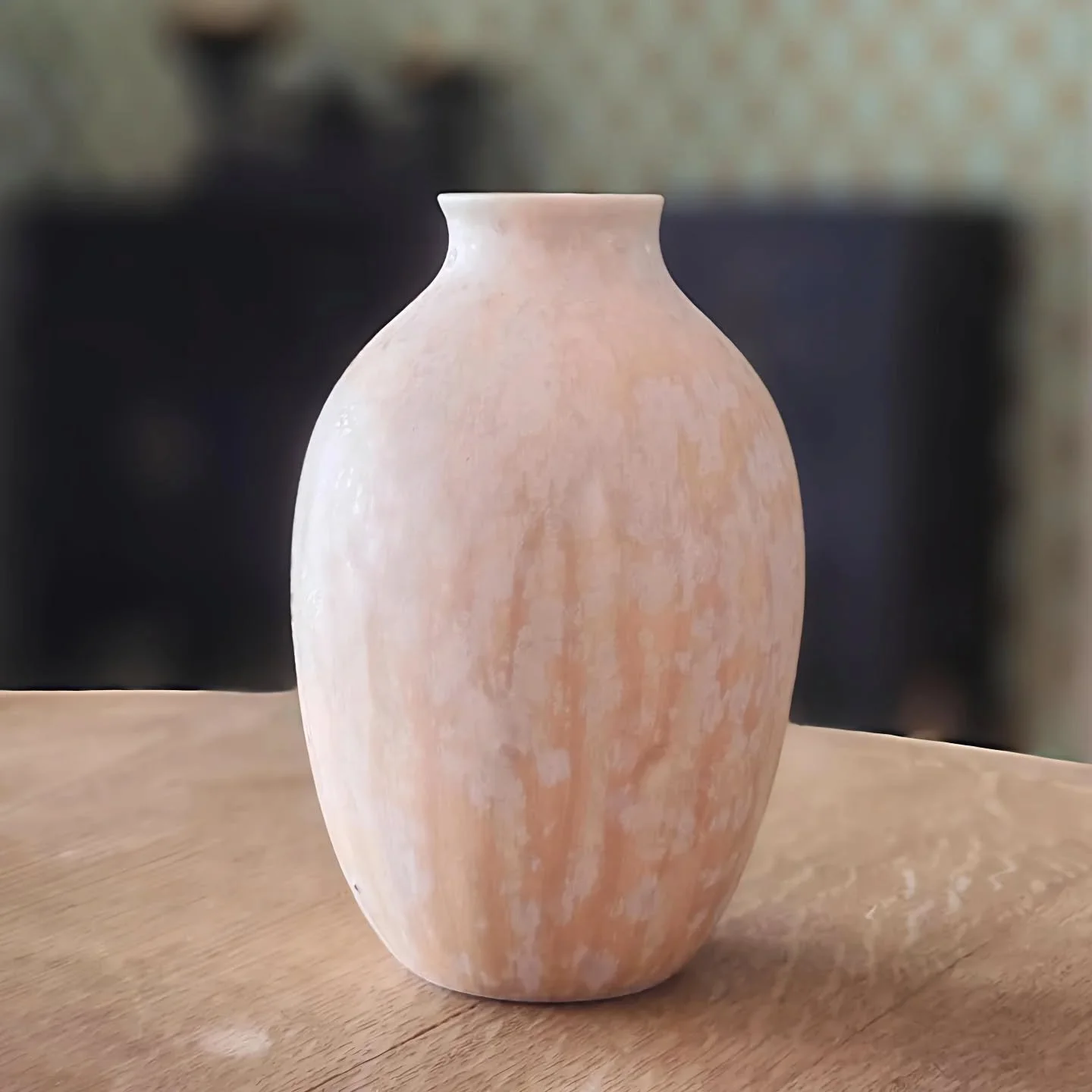 - Peach -
Winter 2026
Sweet to the core, straight outta Georgia
.
.
.
#porcelain #ceramics #pottery #crystallineceramics  #crystallineglaze