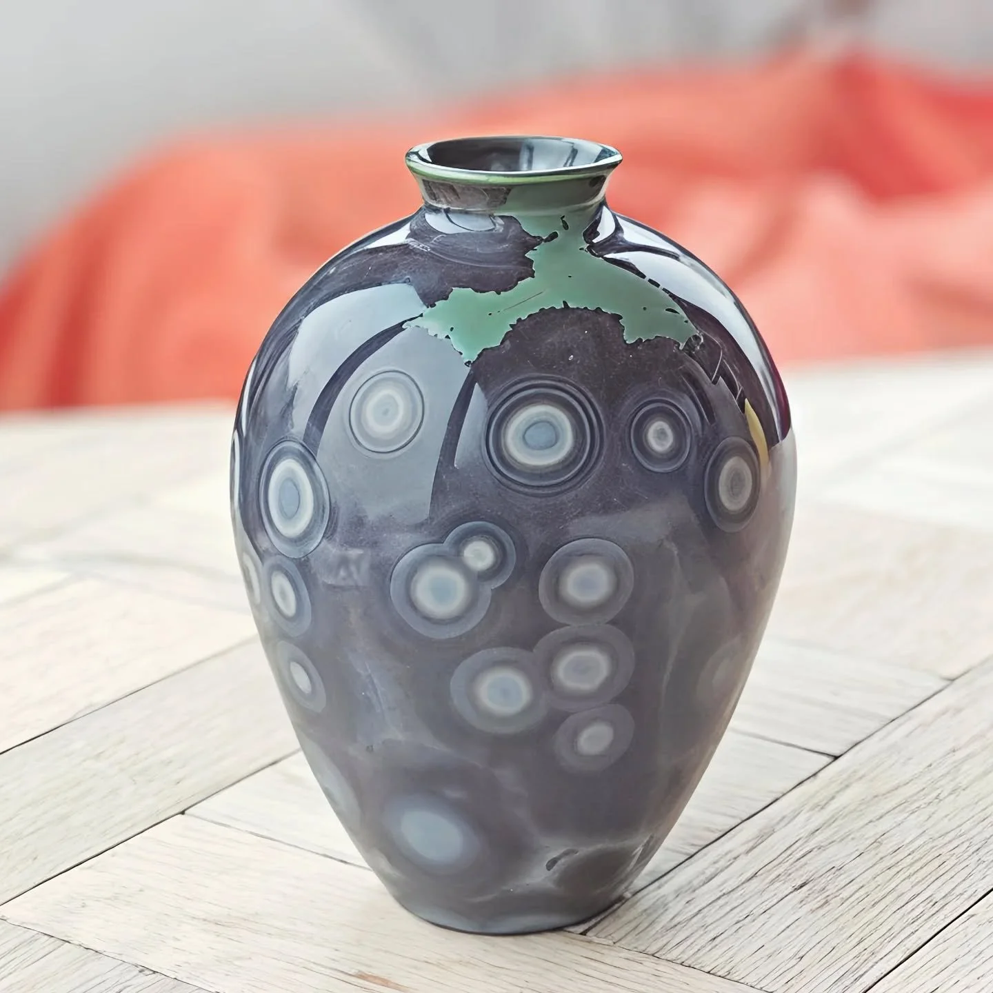 - Craters -
Winter 2026
A surface shaped by forces beyond 
.
.
.
#porcelain #ceramics #pottery #crystallineceramics  #crystallineglaze