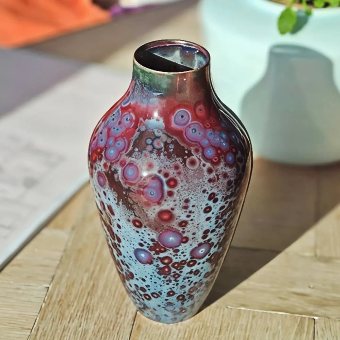 - Haimydor -
Spring 2026
Chumming till' the sharks come home
.
.
.
#porcelain #ceramics #pottery #crystallineceramics  #crystallineglaze