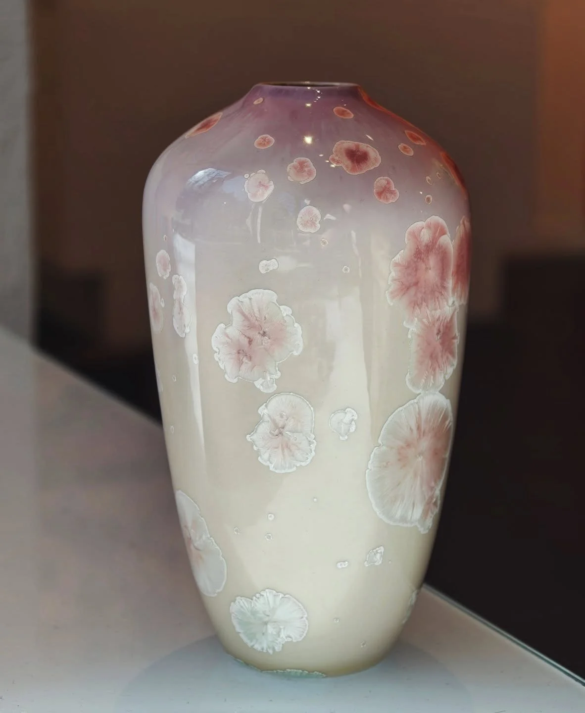 - Rose Marble -
Summer 2026
Elegant with a touch of grace
.
.
.
#porcelain #ceramics #pottery #crystallineceramics  #crystallineglaze