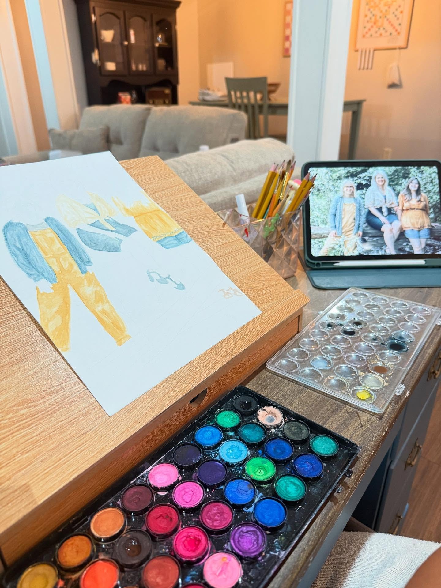 Working on a large family portrait 🫶 After about two hours it’s finally starting to take shape! Watercolor is tricky because you have to wait for one layer dry to before adding another for dimension!