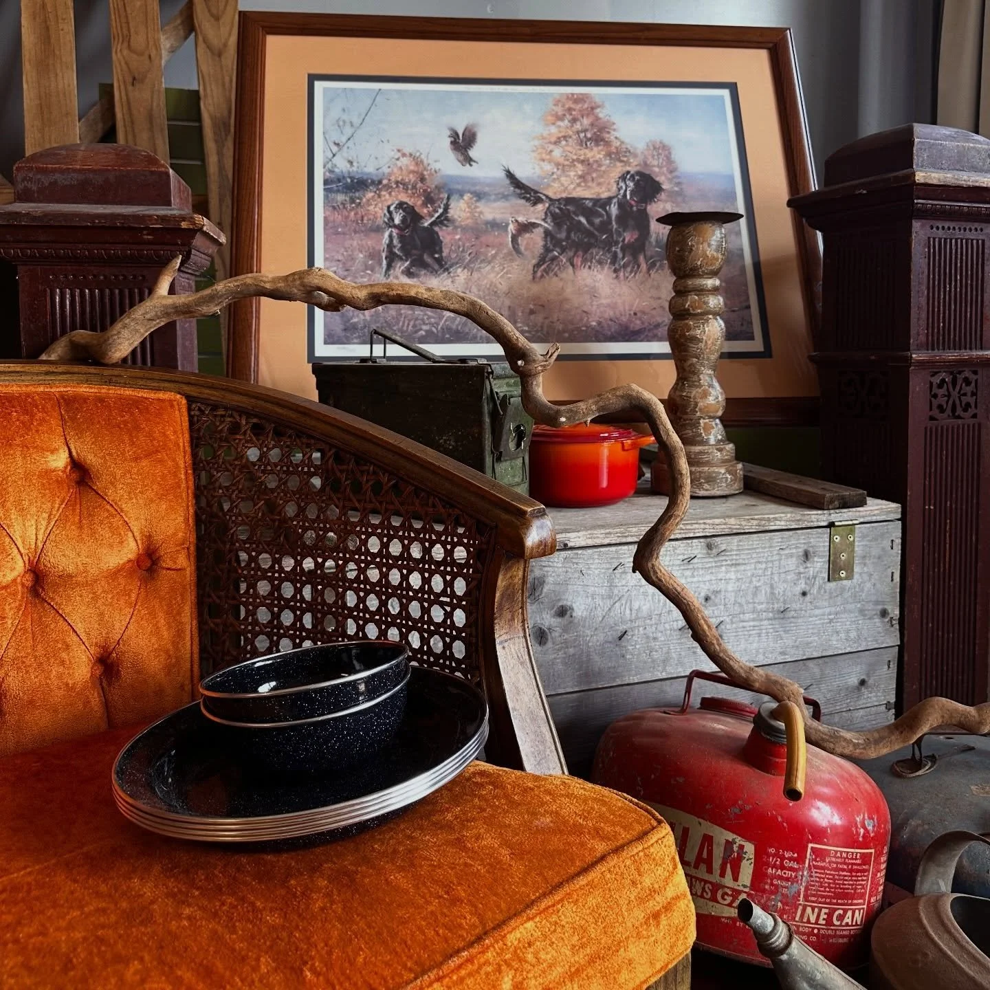 Just a Glimpse of what&rsquo;s to come @haggardhikeroutdoors new addition @haggardsvintagedesign 🪵🌾 This is what we mean when we say &ldquo;We know how to bring the Character to a Room&rdquo; !! #natureinspired #vintage #antiques #coolestgeneralsto