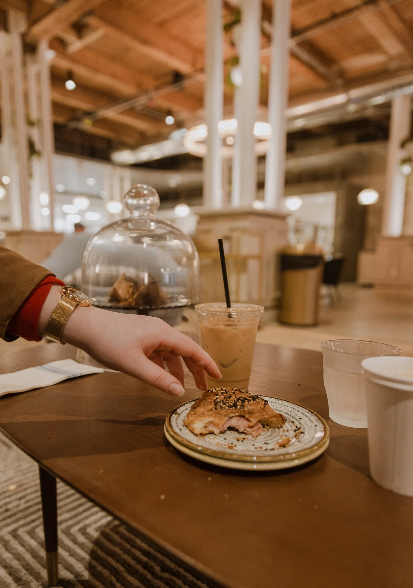 Good Ambler: A Coffee Shop for the Bougie