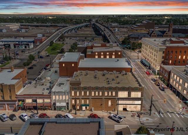 The Pointe – Modern homes, great for families