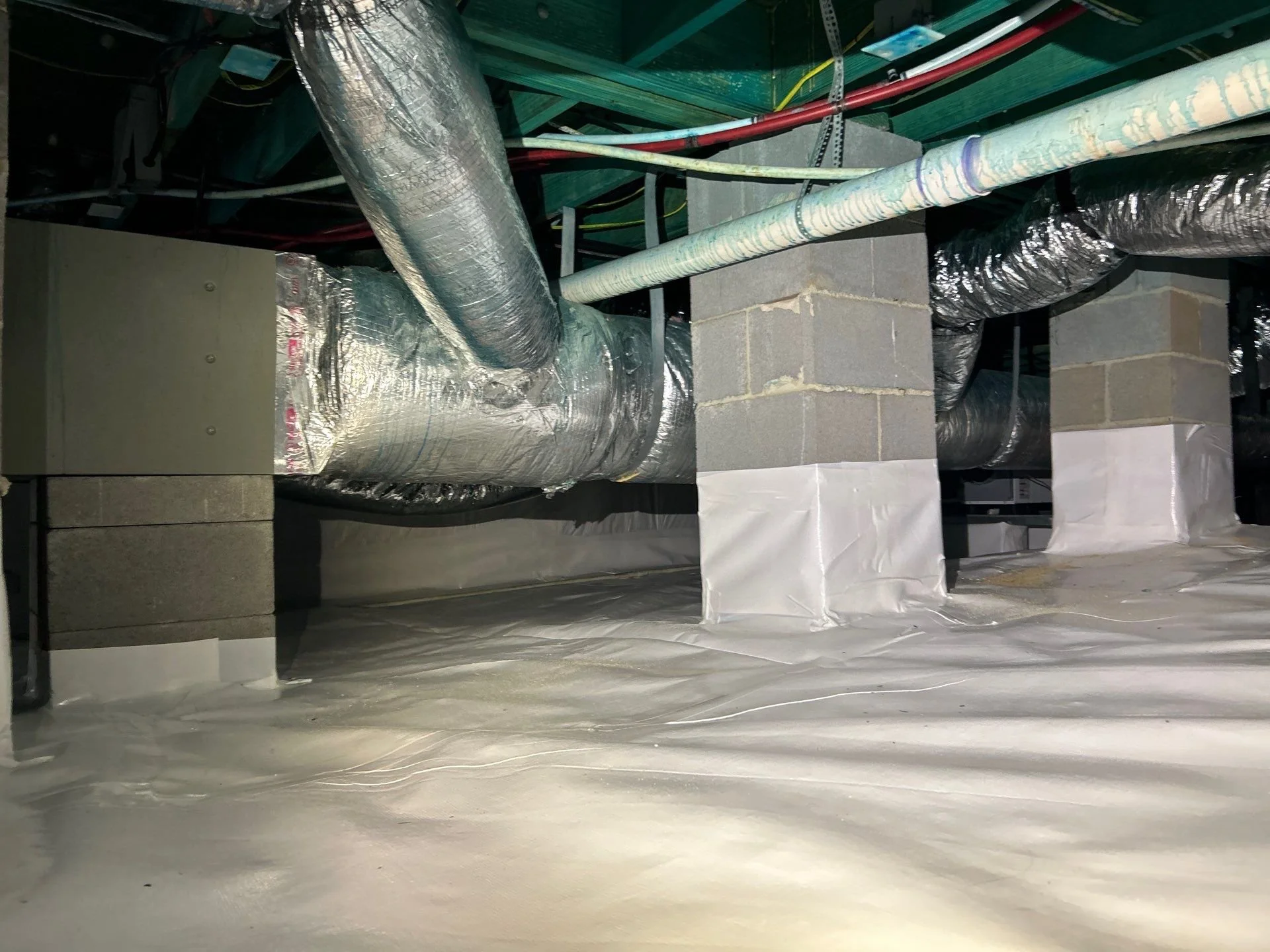 Crawl Space Encapsulation in Burlington, NC.jpg