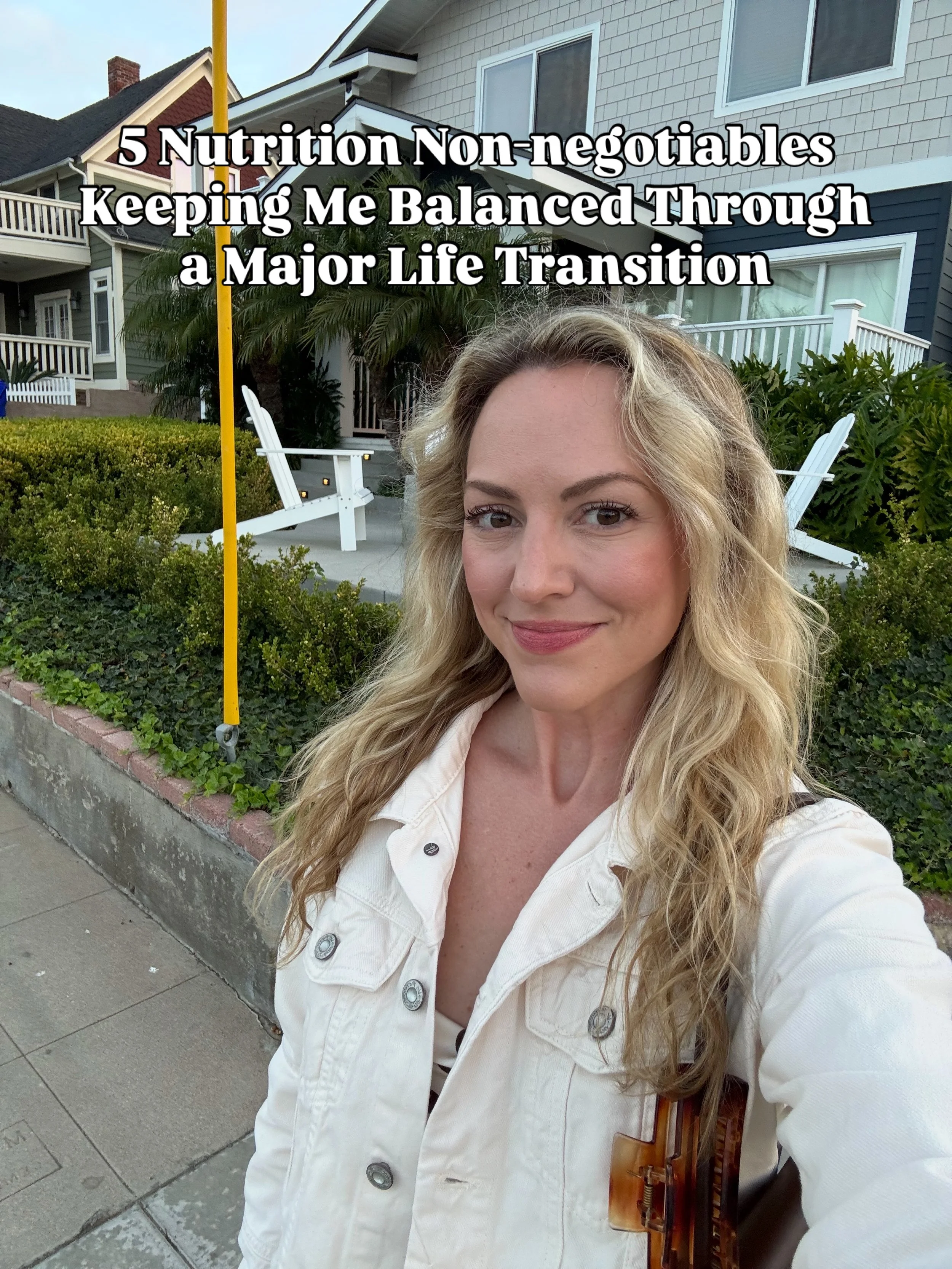 My top 5 nutrition non-negotiables as a dietitian who just moved across the country in a temporary living situation!

1. Meal prepping - having a few ready-to-eat breakfast items, lunches, or even just some washed produce allows me to throw together 