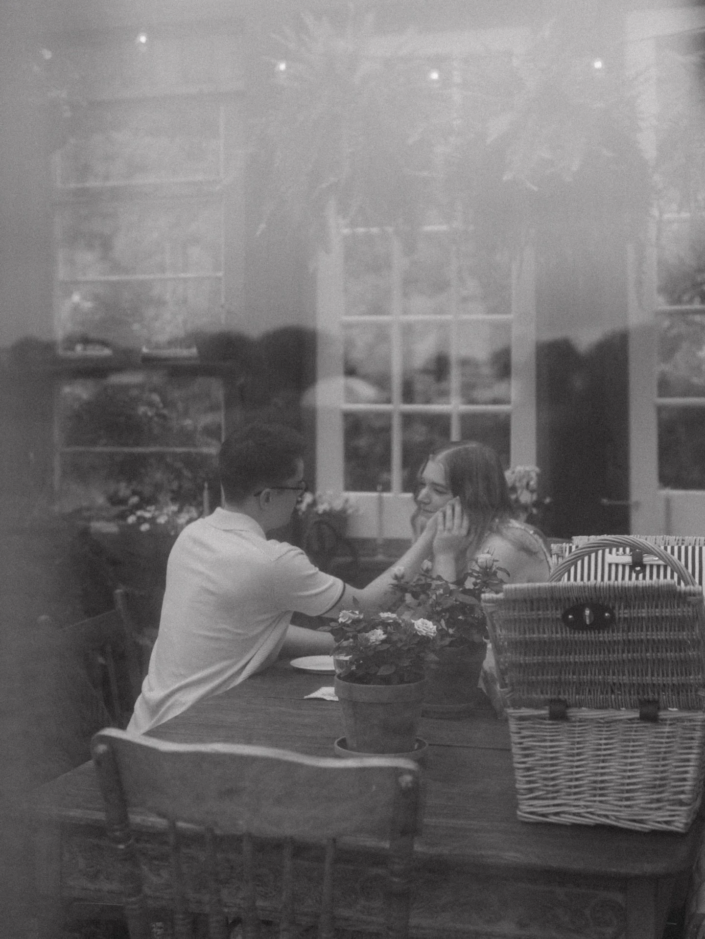 You&rsquo;ll never regret documenting this moment 🤍

If you&rsquo;ve been thinking about planning proposal or engagement photos this spring or summer, this is your sign! 

I have a small number of weekday sessions still open, and this season of your