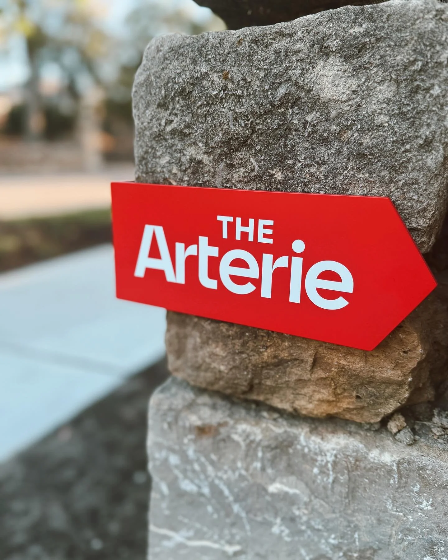 All signs are pointing to a wonderful Grand Opening of The Arterie today Sunday, November 2nd from 1-3pm. Join us for the opening of our art-filled walkway connecting these three amazing institutions, @kempermuseum, @kcartinstitute and @nelsonatkins.