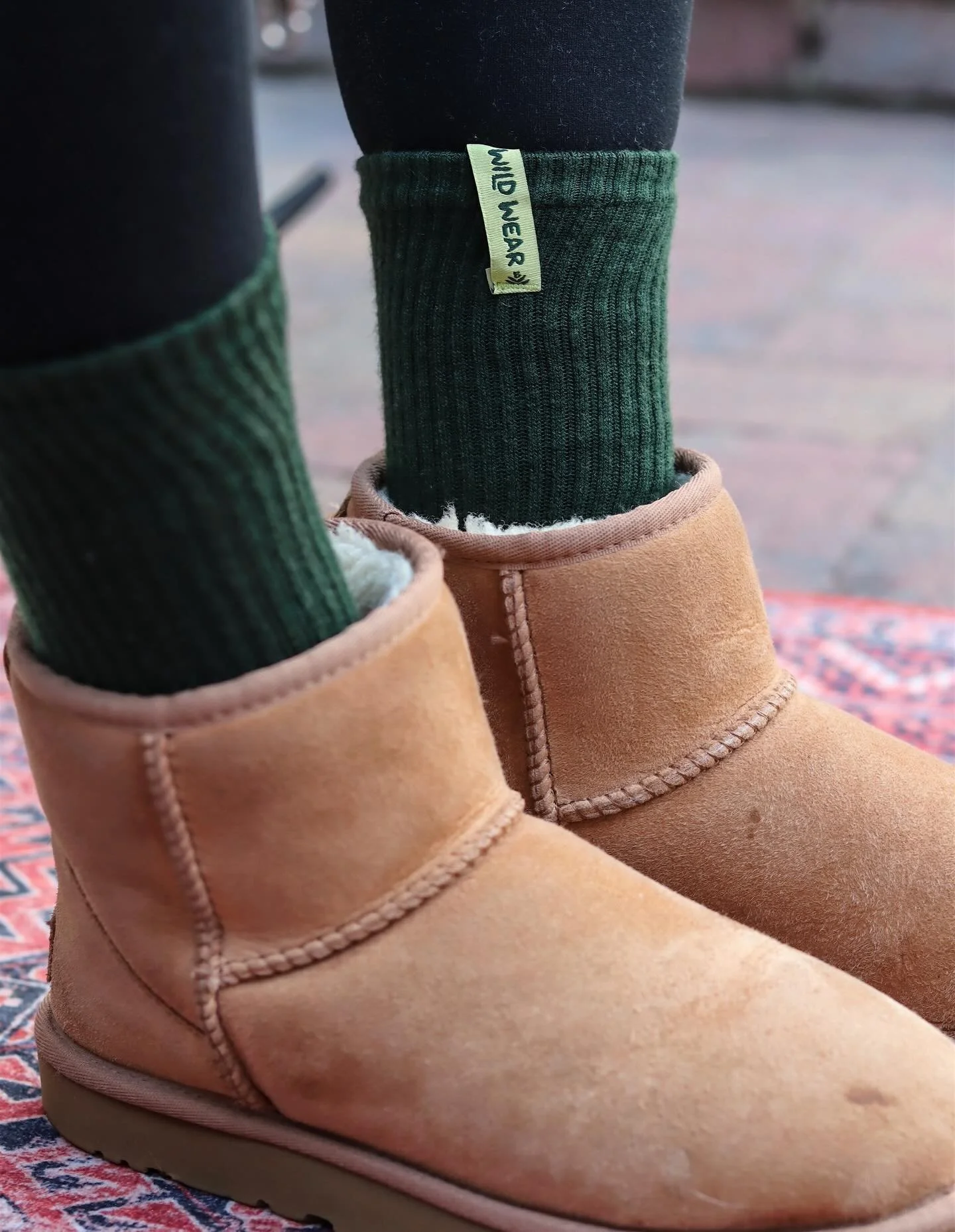 Your Backyard essential! Onze Wild Wear 
real wool grip socks. &euro;16,99

Voor badass bosvoeten die geen zin hebben in koude tenen of wegslippende voeten. Gemaakt van echte wol: warm, zacht en ademend. Voert vocht af, blijft comfortabel en geeft je
