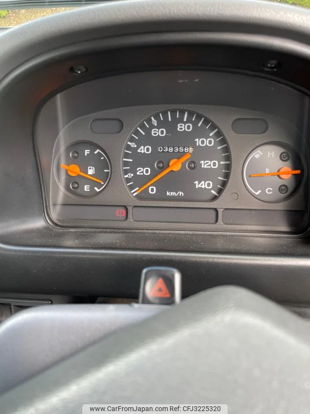 car_71770833-27cd-48ad-8e49-34a8e9adacbc_640_0.jpg