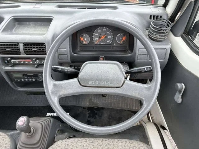 car_bc1d70fc-9ff0-4bdc-866a-6a5256ebfdd5_640_0.jpg
