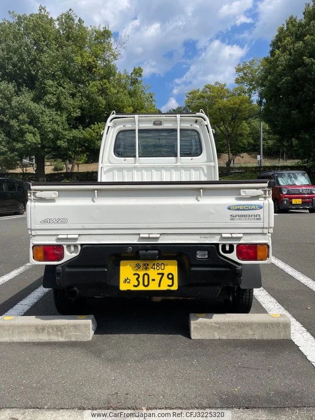 car_9fcc6b02-f7c2-417d-9416-869ee23b7070_640_0.jpg