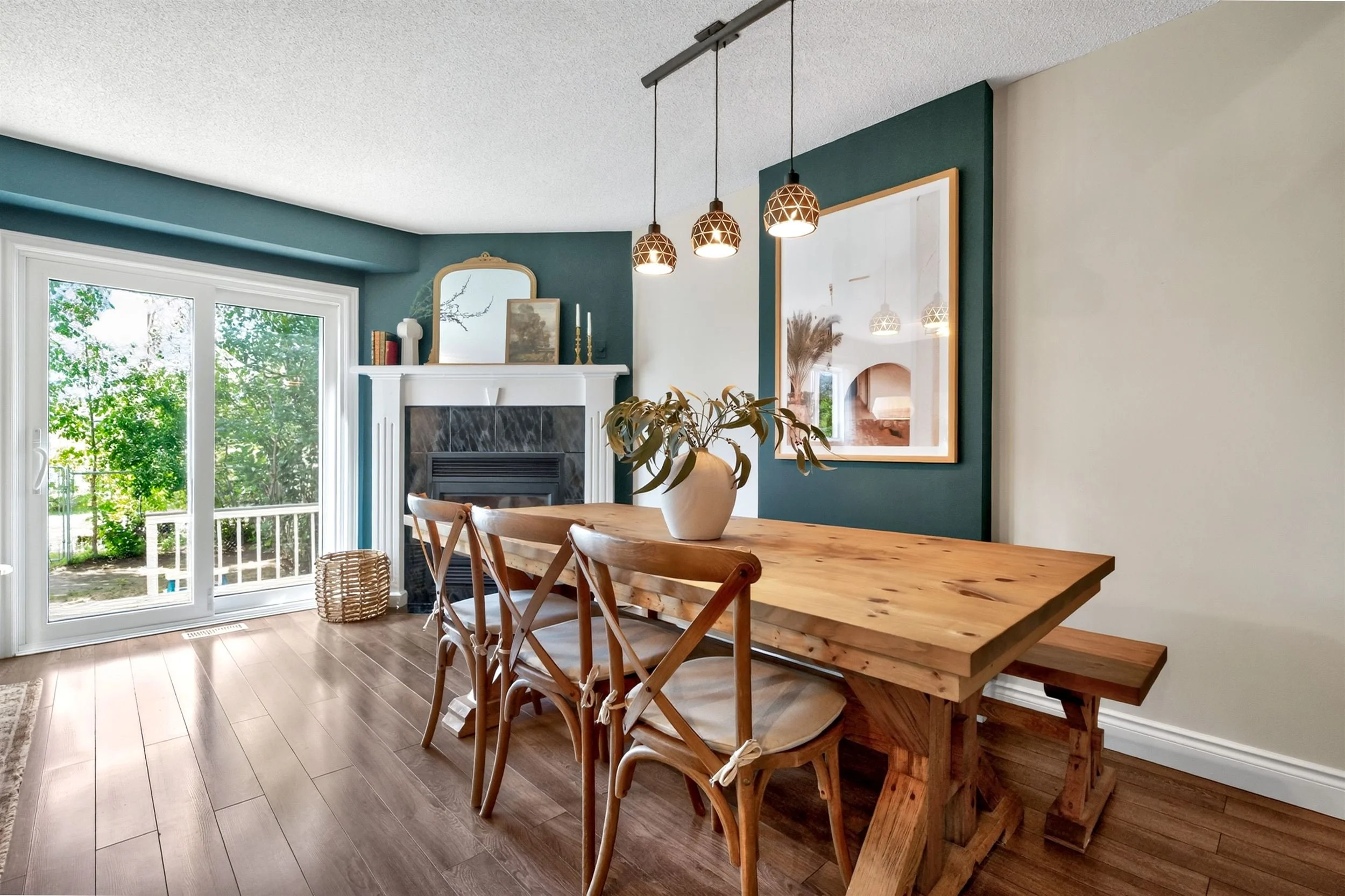 8-DiningRoom-1.jpg