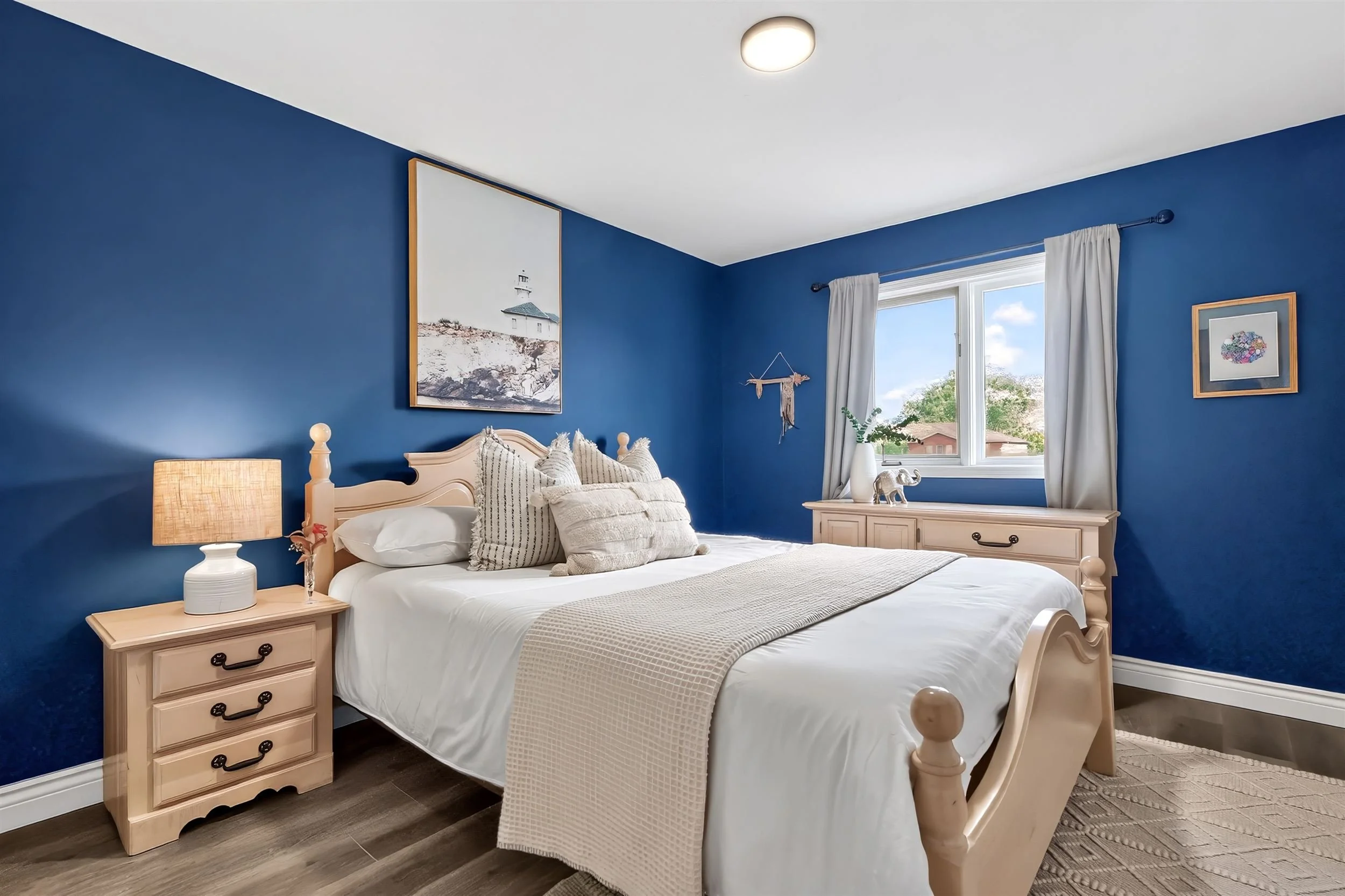 19-Bedroom3-1.jpg