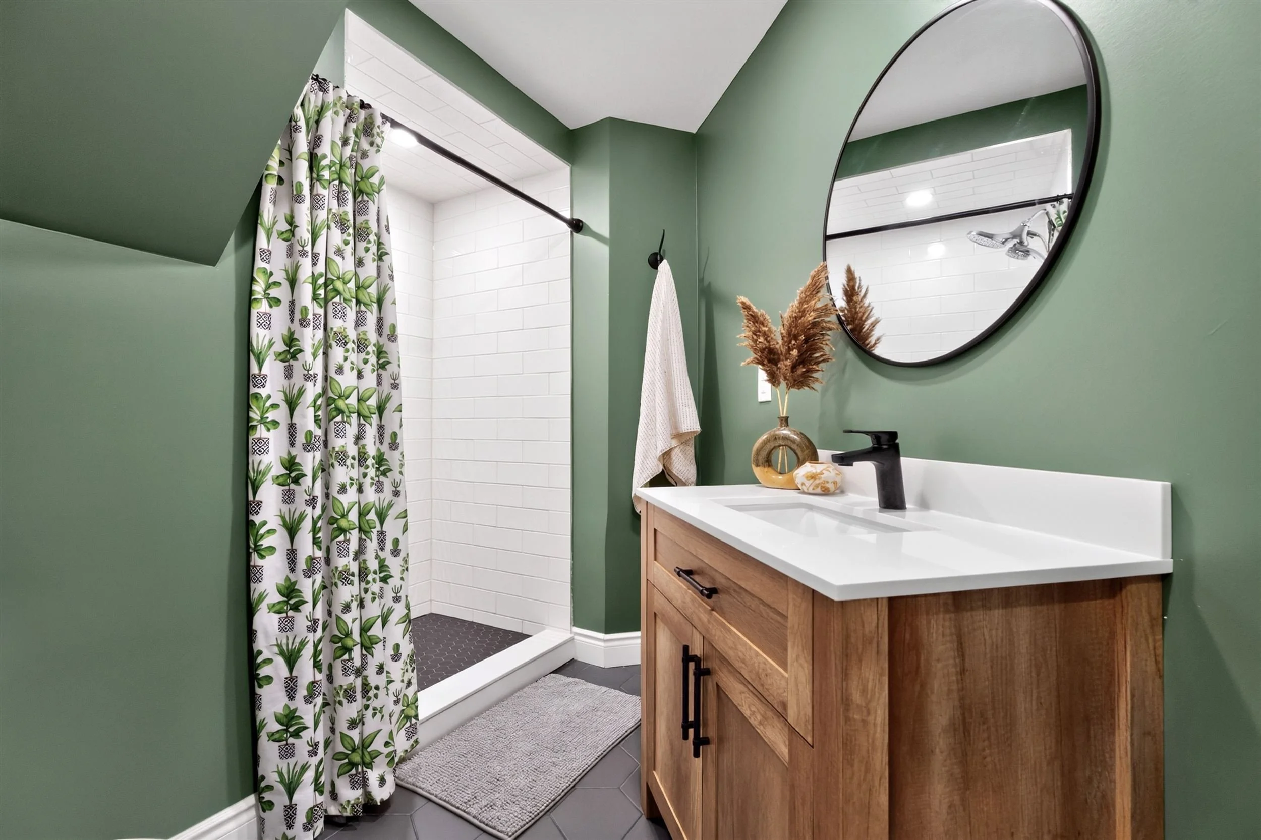 24-LowerLevel_Bathroom.jpg
