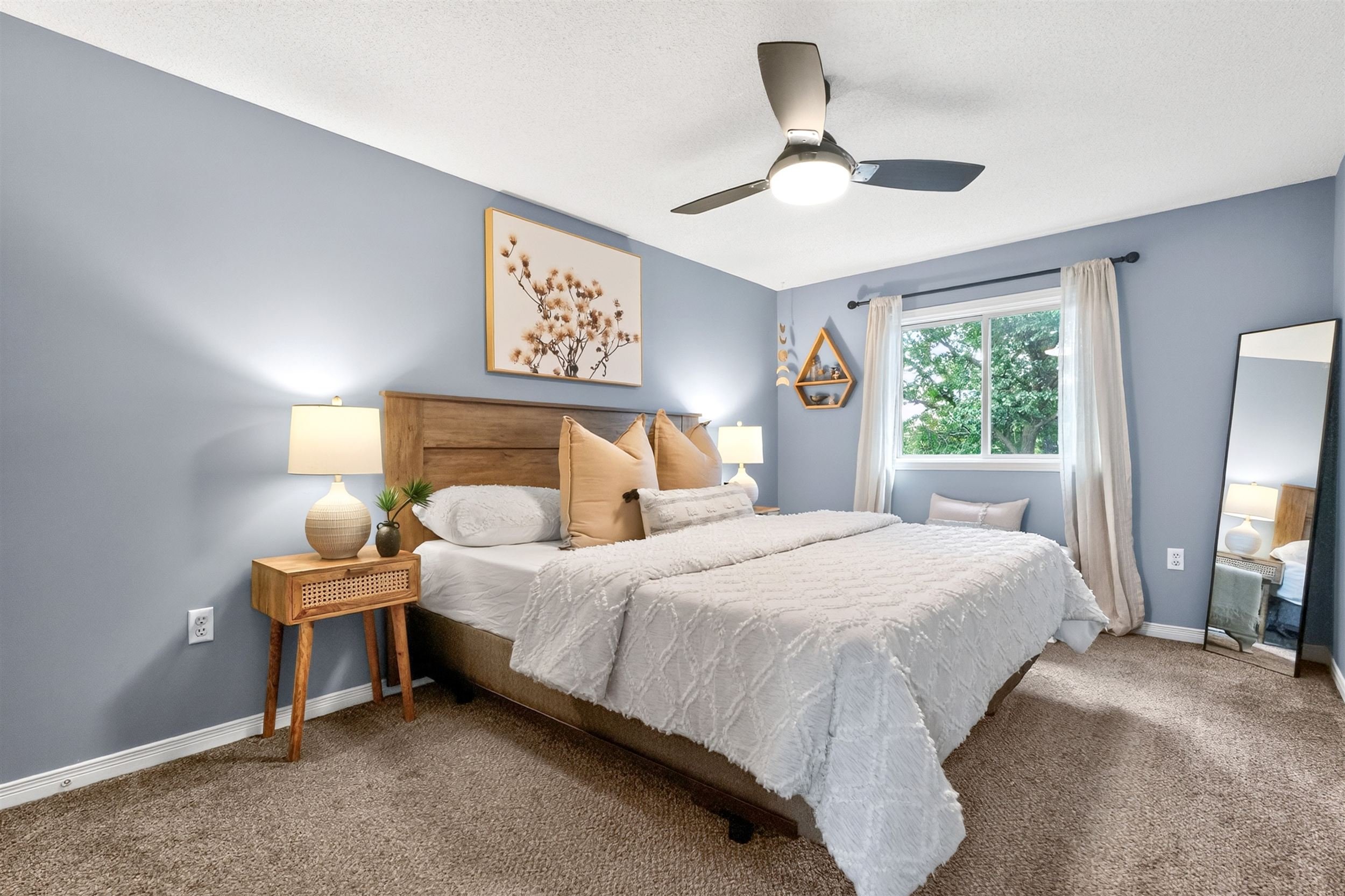 15-BedroomPrimary-1.jpg