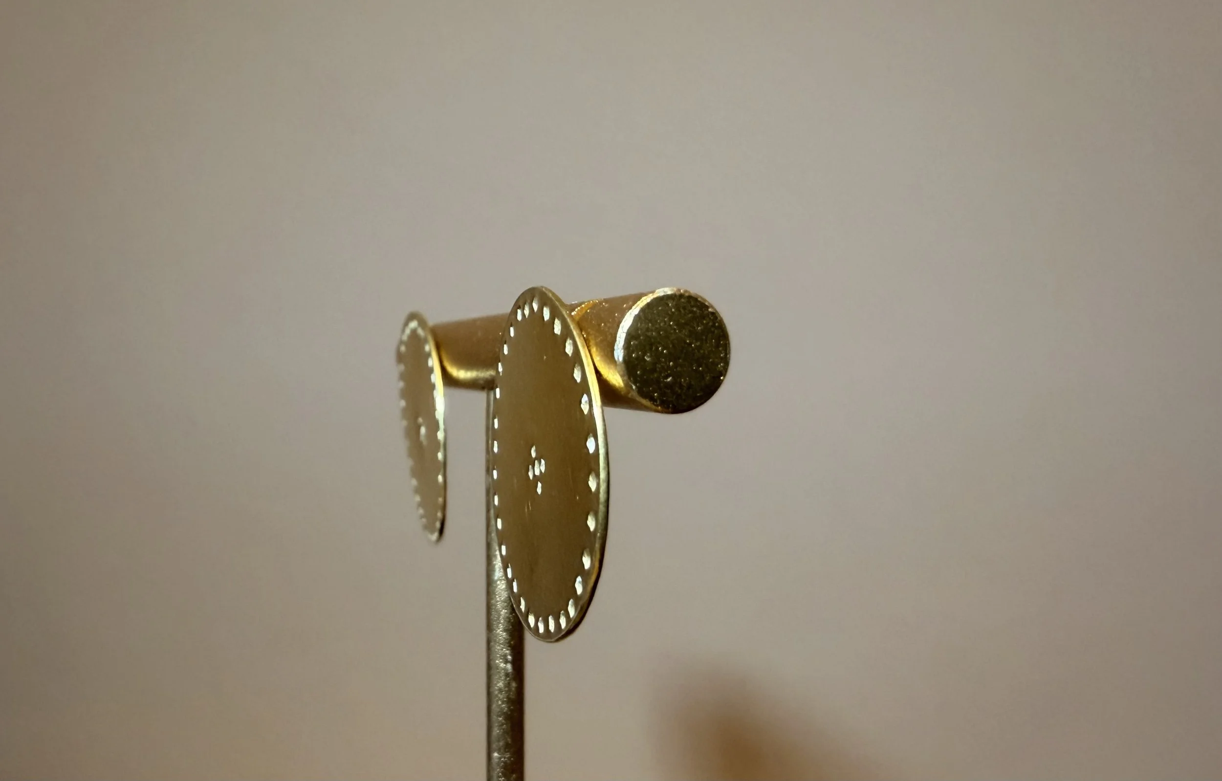 Bench 12b.jpg
