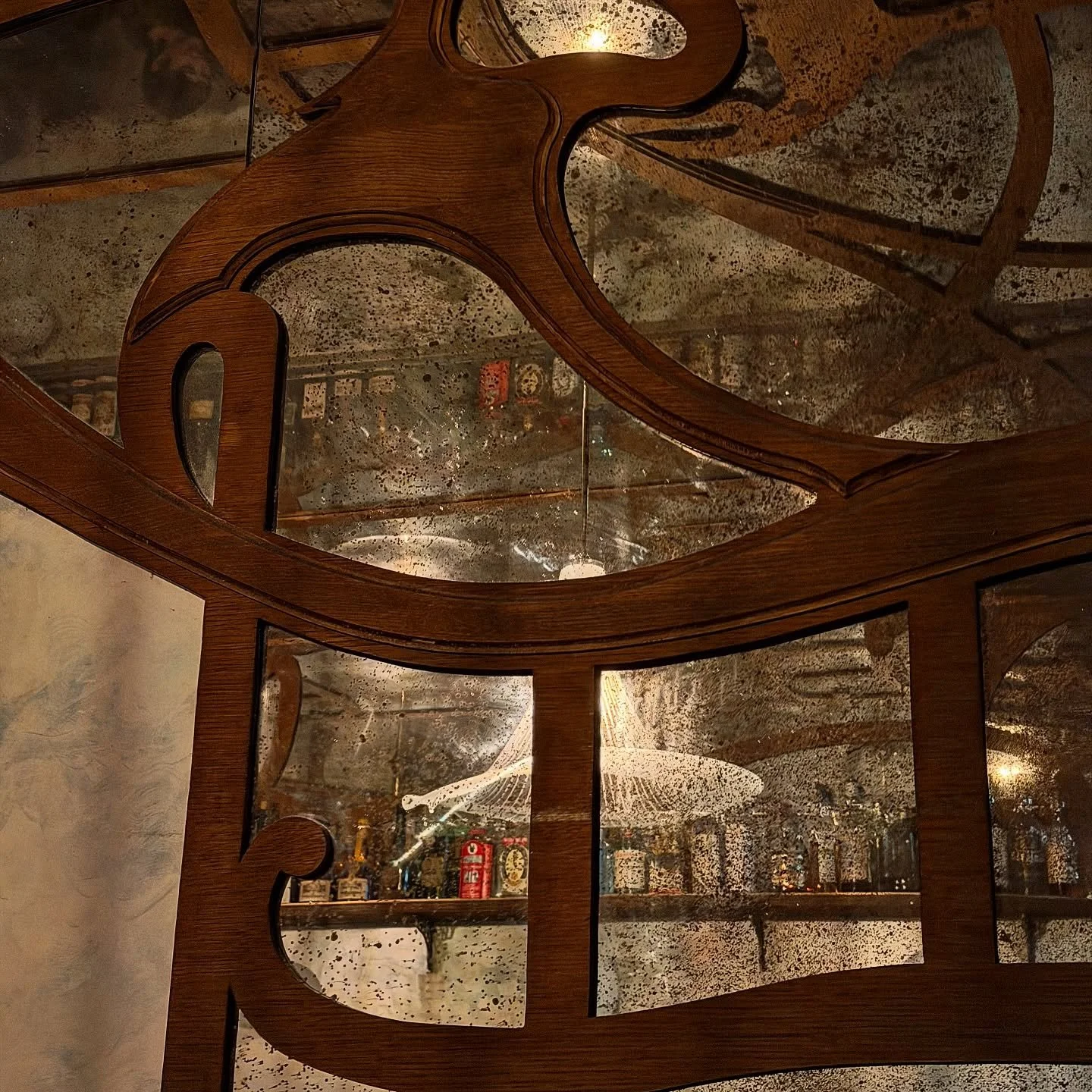 Where I Drink: When I want to travel back in time 🕰️🧳

It&rsquo;s rare to be able to try spirits / drinks from 30+ years ago without spending a fortune, and I&rsquo;m delighted to see more bars turning vintage pricing upside down and going out of t