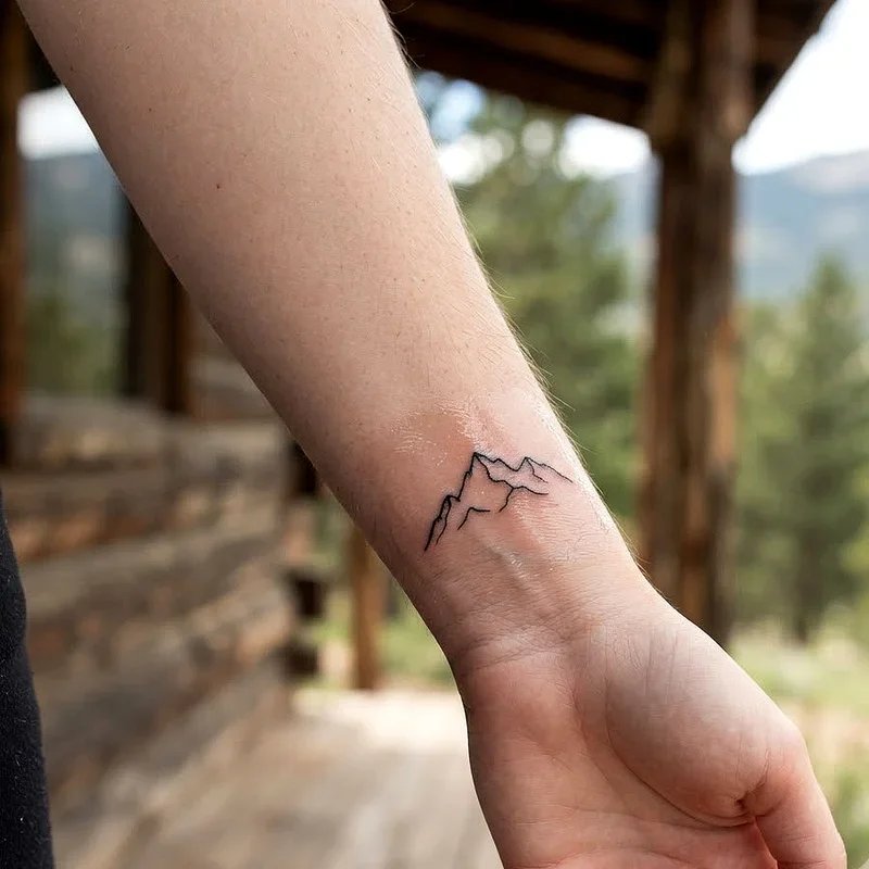 Small Women Tattoo Ideas
