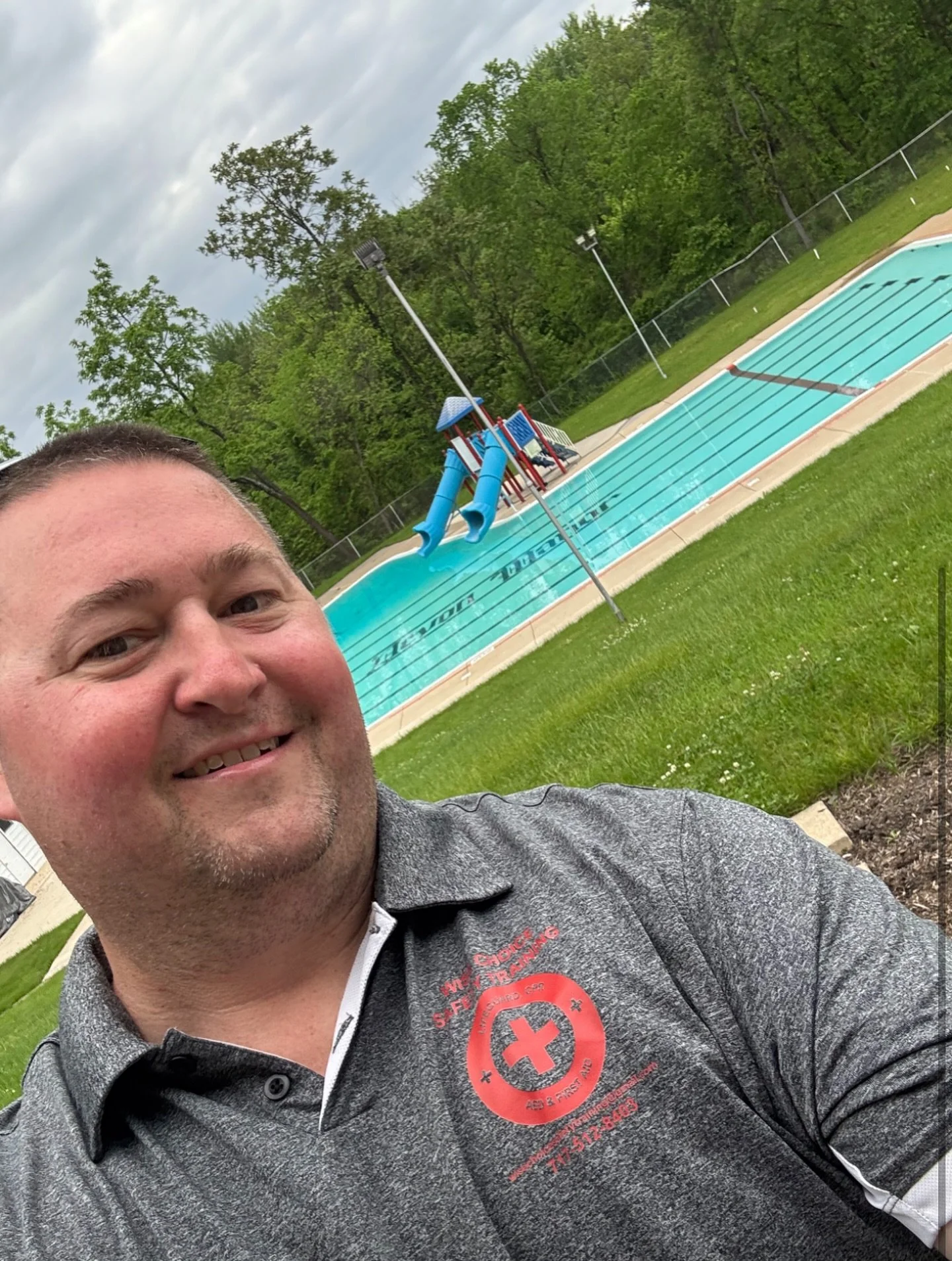 As September comes to a close and fall is upon us, I want to take a moment to thank Devon Manor Swim Club for welcoming me to use your facility to train new lifeguards to become certified Red Cross Lifeguards. 🛟💦

It was also an honor to provide pr