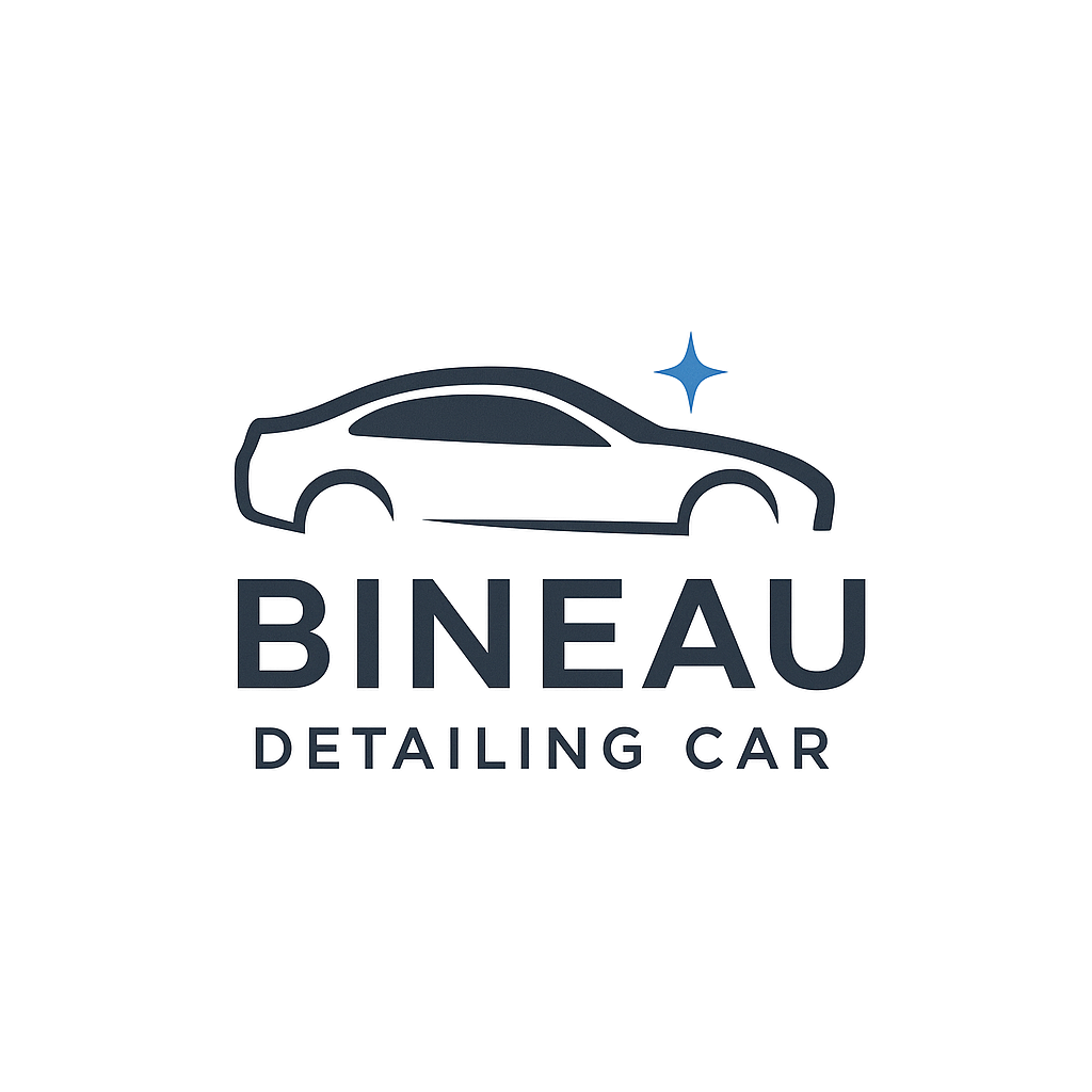 Logo d'une entreprise de detailing automobile avec une silhouette de voiture et une étoile brillante, texte 'BINEAU DETAILING CAR'.