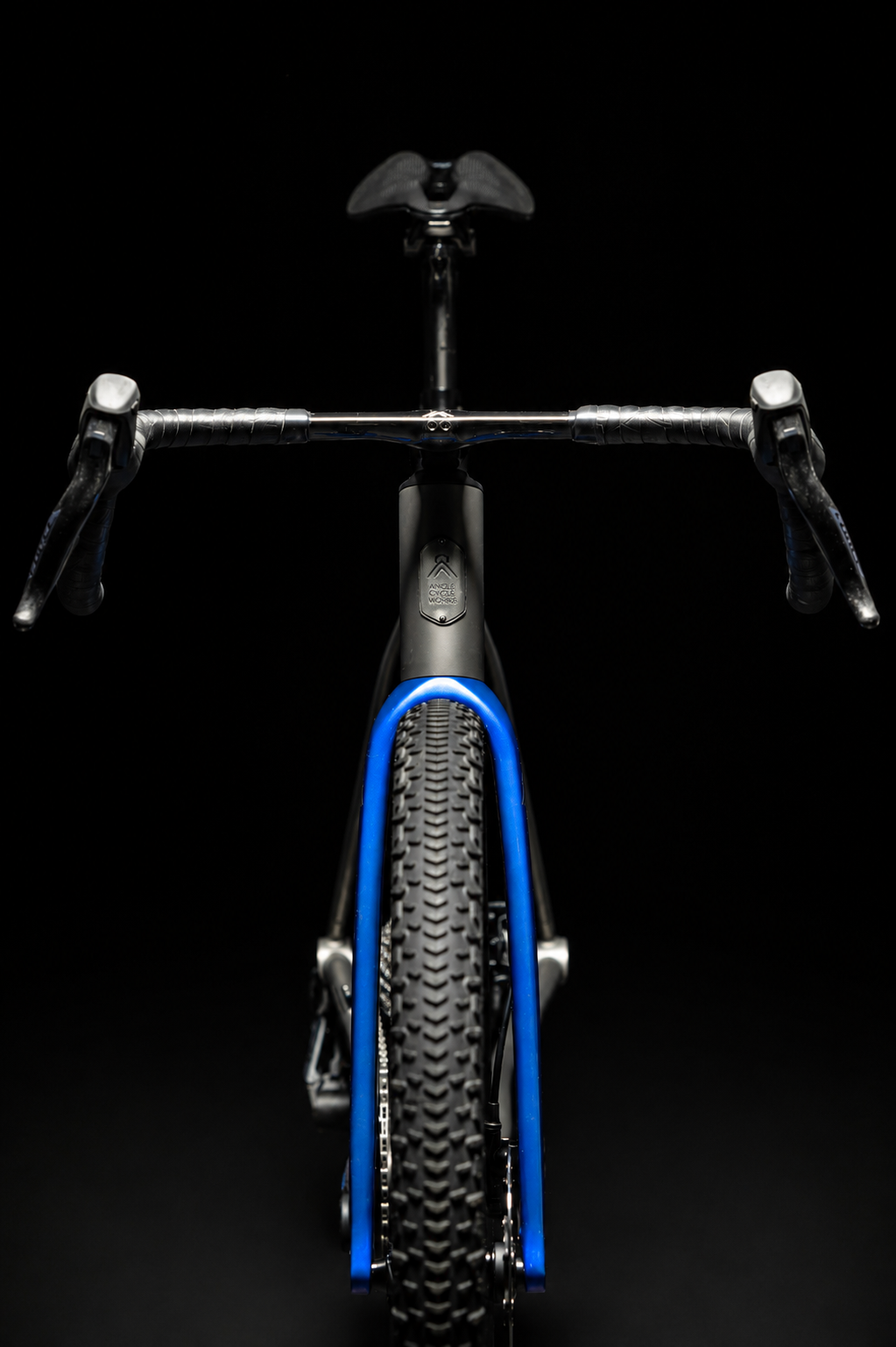 ANGEL Element titanium gravel bike, front view