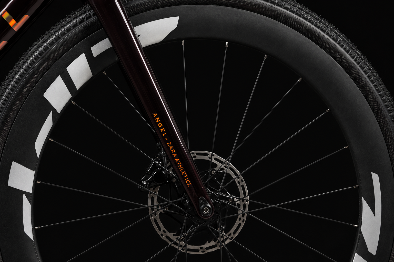 ANGEL Gamma carbon gravel fork and performance wheelset