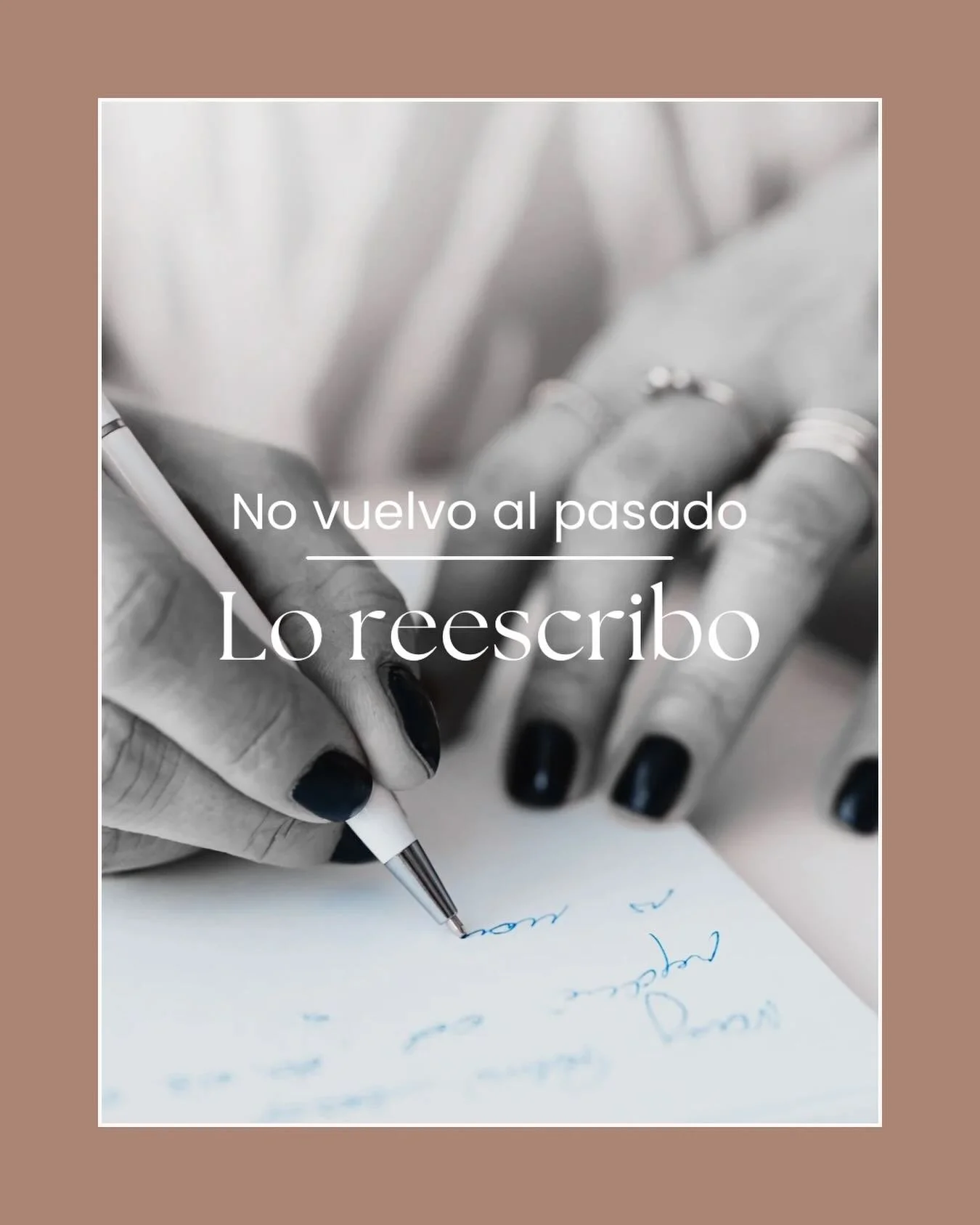 AMOR SIN DESPEDIDA 🎶 Mi nuevo &aacute;lbum de boleros ✨
No trato de volver al pasado con nostalgia, sino de reescribirlo con la conciencia que da el amor verdadero.
Mis boleros son como ese amor, aut&eacute;ntico y genuino, donde la memoria deja de 