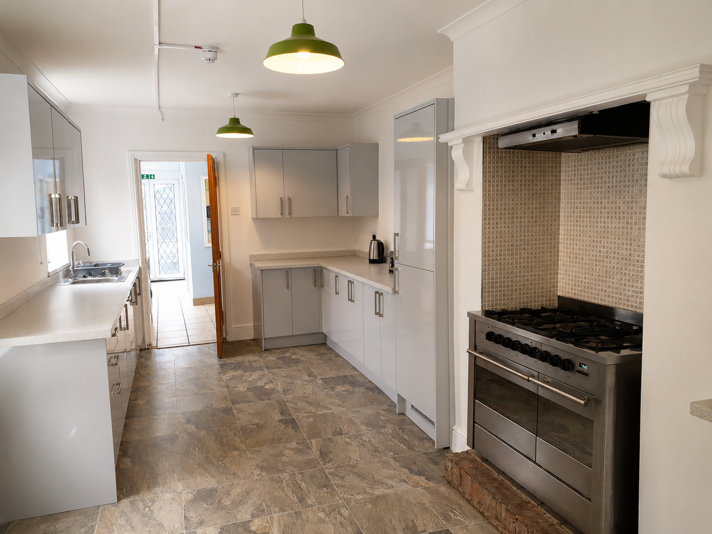 Louis St, Hull · 6 Bed, Professional HMO