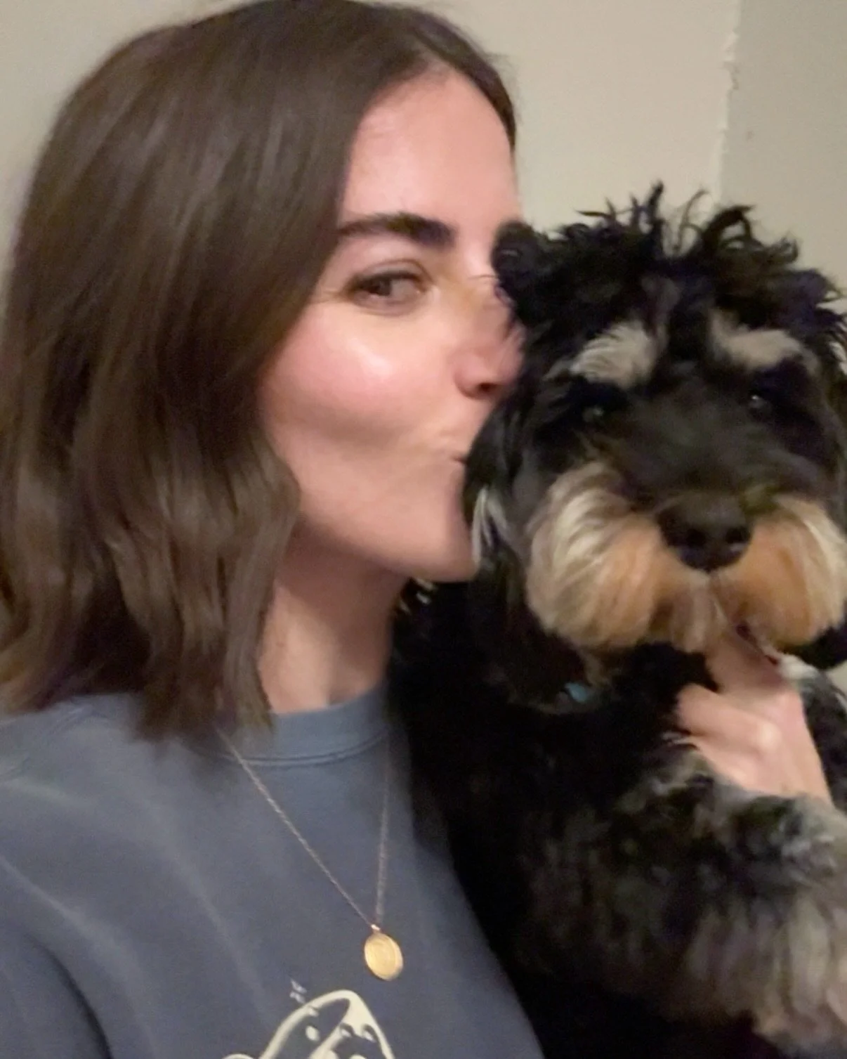 Blurry photo for the blur of this week ❤️

Happy (almost) new year!