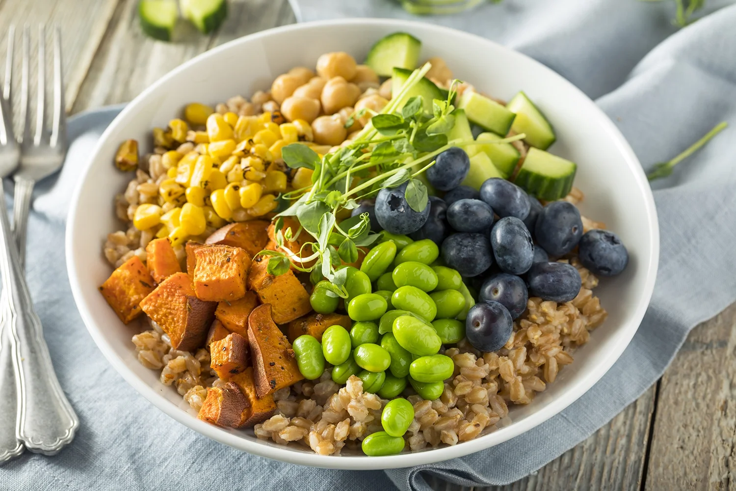 Nutrition coaching for women nationwide, with Dr. Quinnett Swank.
