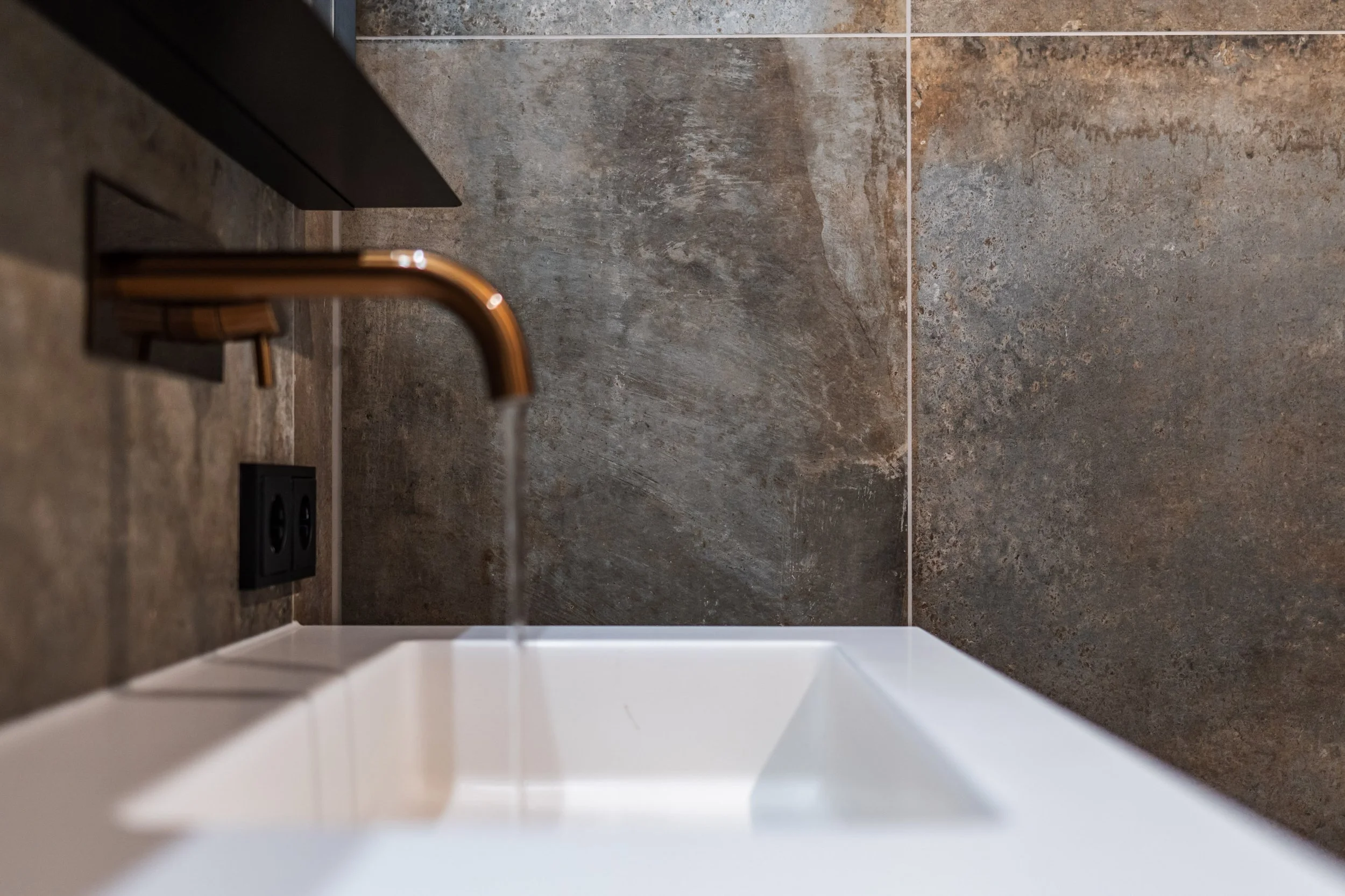 MAX VAN KAAM_ENSING TEGELWERK_JANUARI_2025-50.jpg