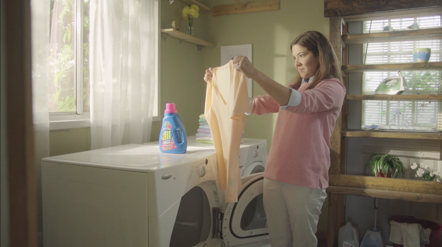 All Detergent Still 1.png