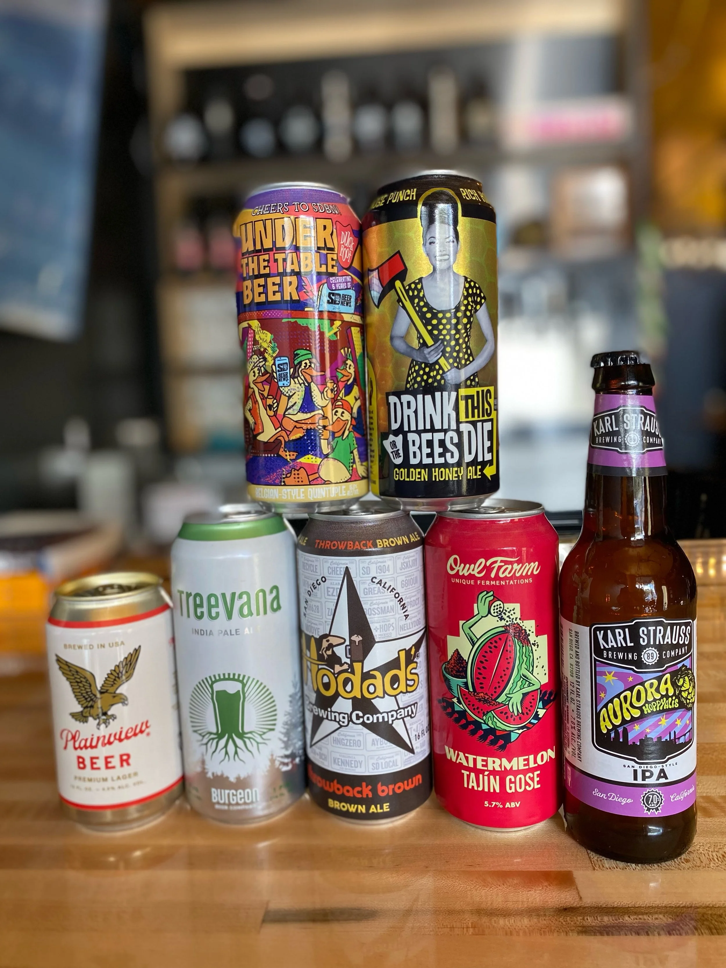 In addition to our beer and wine on tap we also have bottles and cans. Check the link in our bio for the current list of what&rsquo;s available. 

#StaySocialEscondido #sdbeer #drinklocal