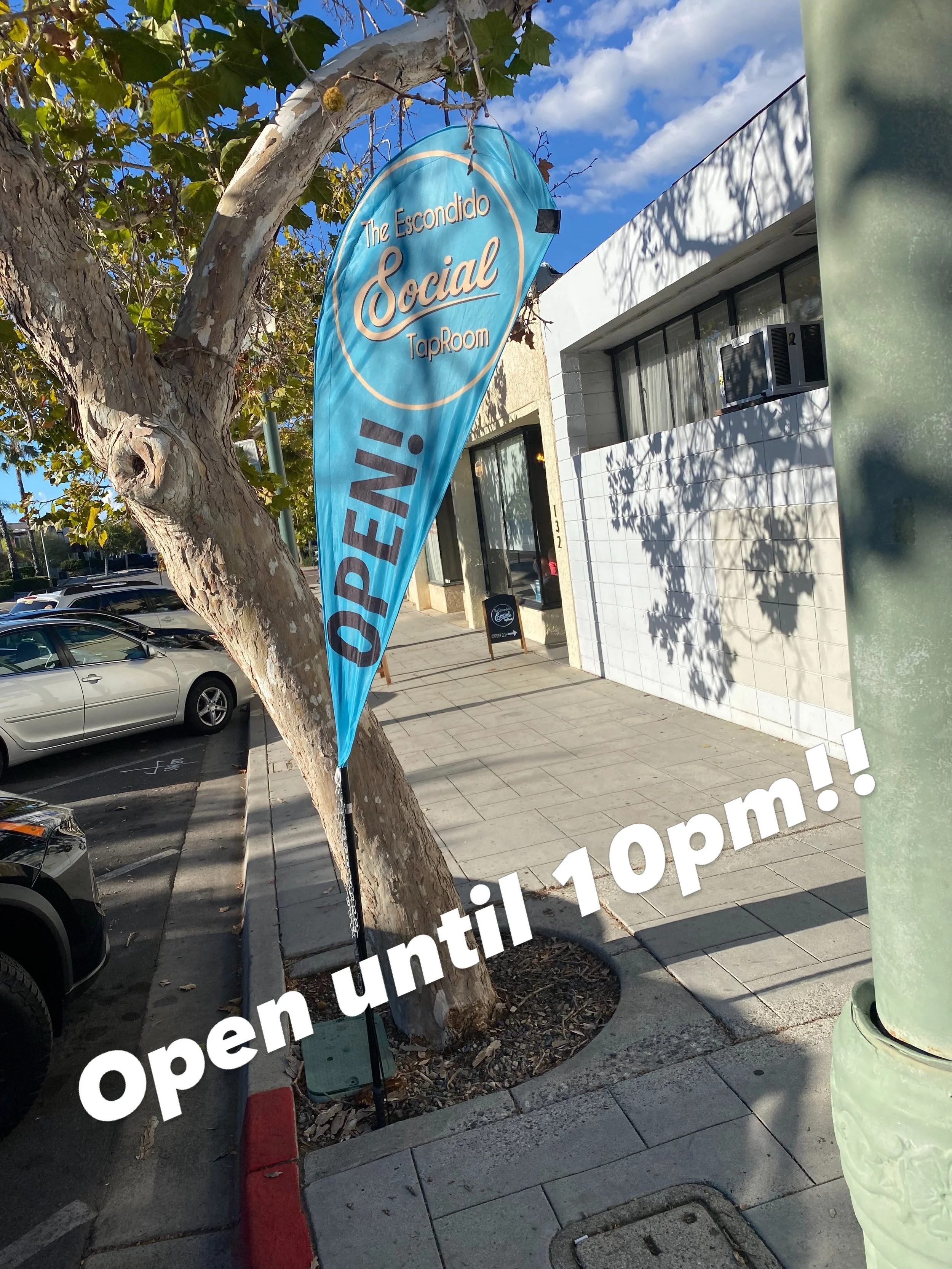 We are open today until 10pm!  Stop on by. 

#StaySocialEscondido #drinklocal #sdbeer #escondido