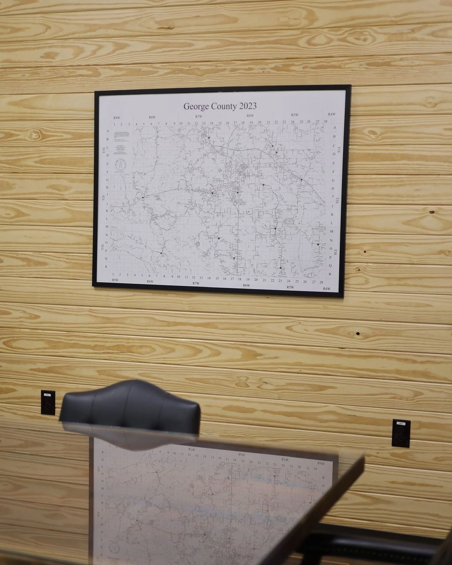 Every smooth closing starts with knowing the land. This helps our team trace property boundaries, review ownership history, and complete accurate title searches before closing day. At Pine Belt Land Title, detailed land research is how we protect you