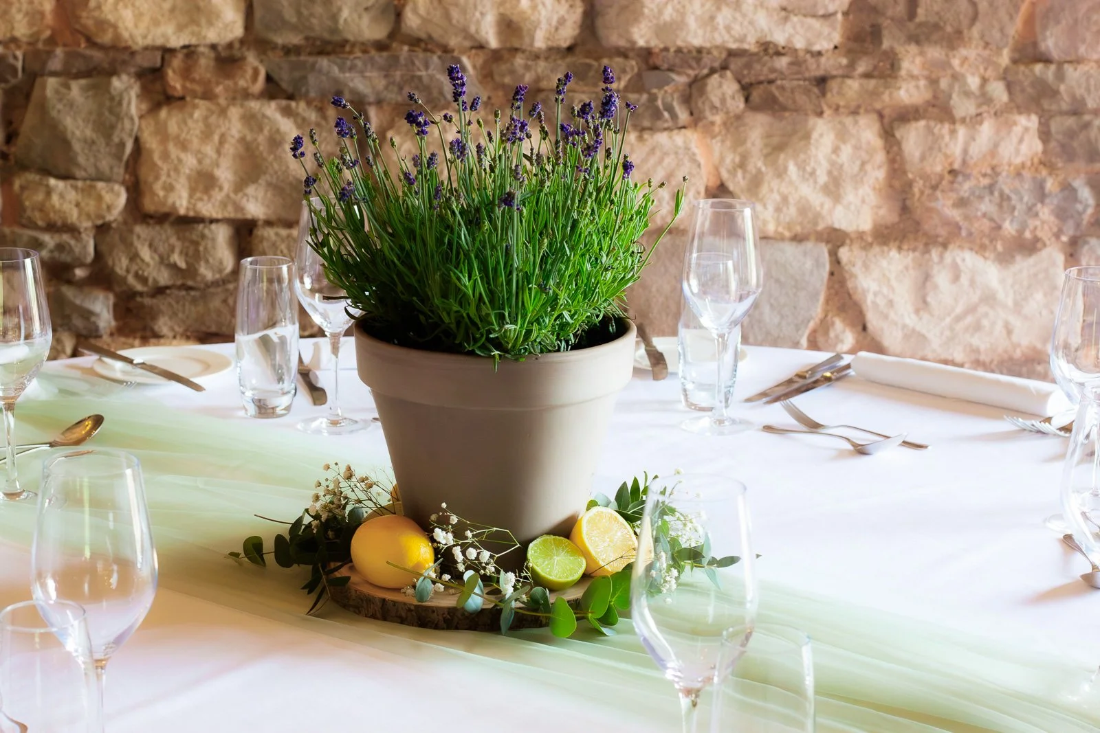 Lavender_Citrus_Centrepiece_0454.jpg