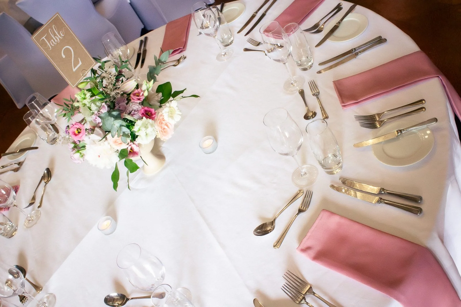Table_Set_01_1547.jpg