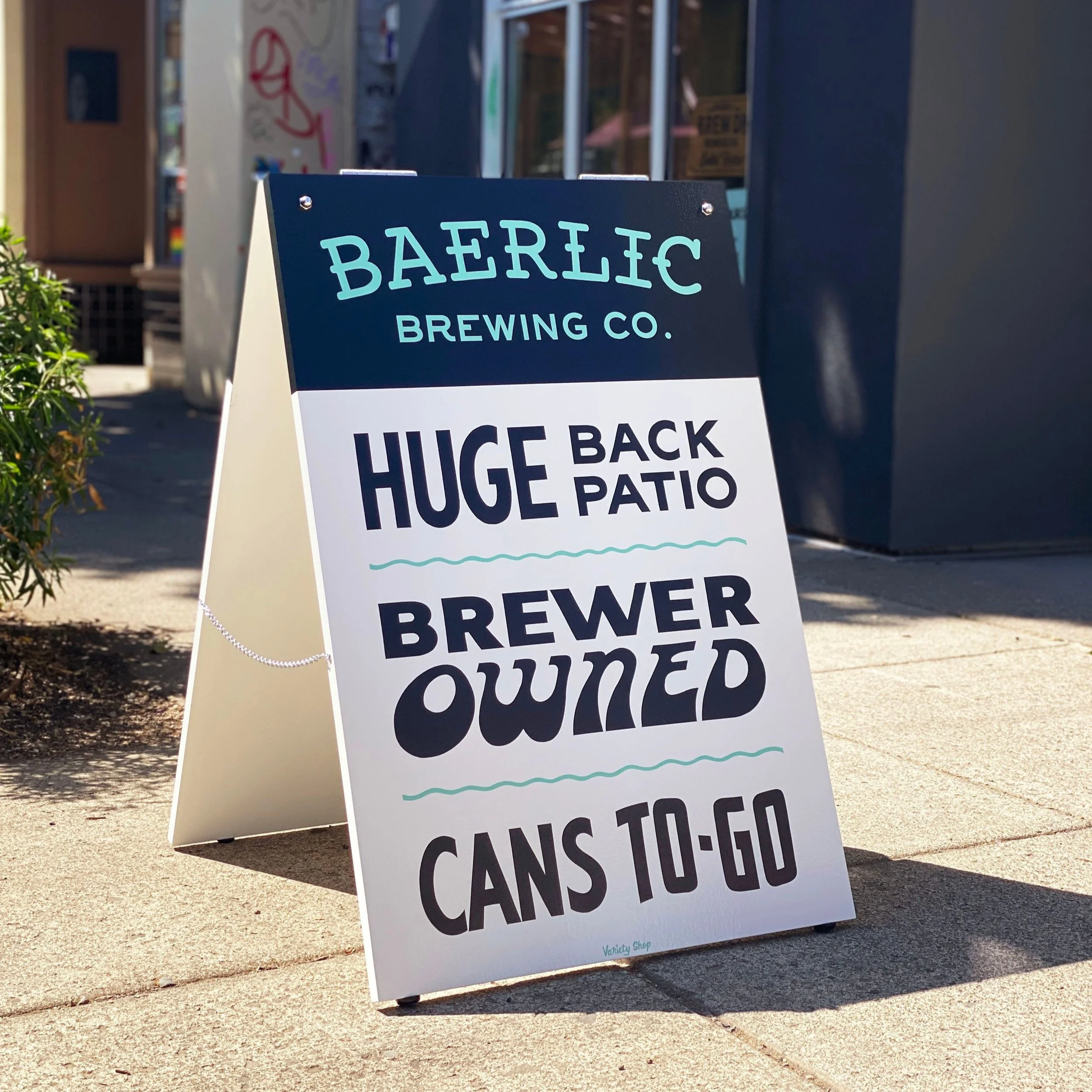 Baerlic Brewing Co sandwich board
