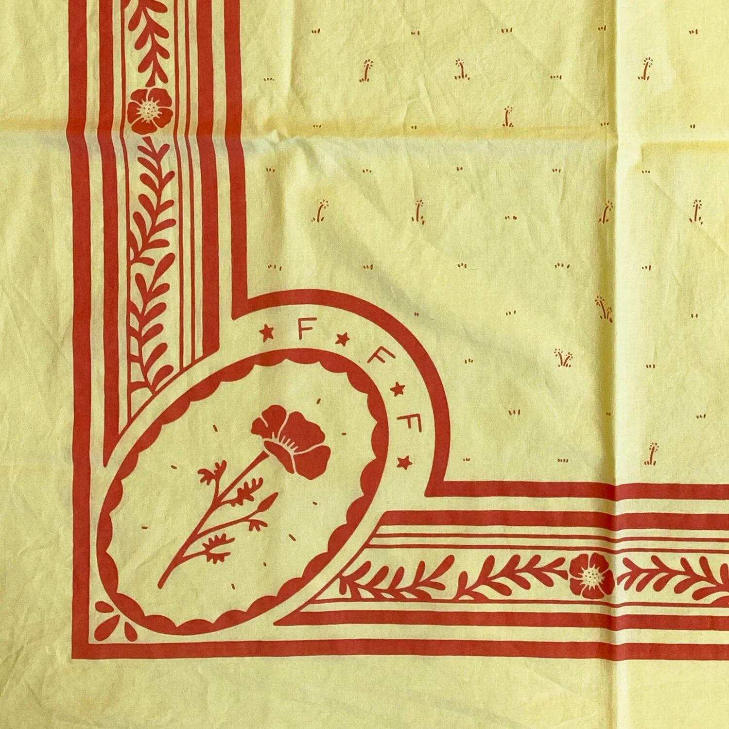 bandana detail
