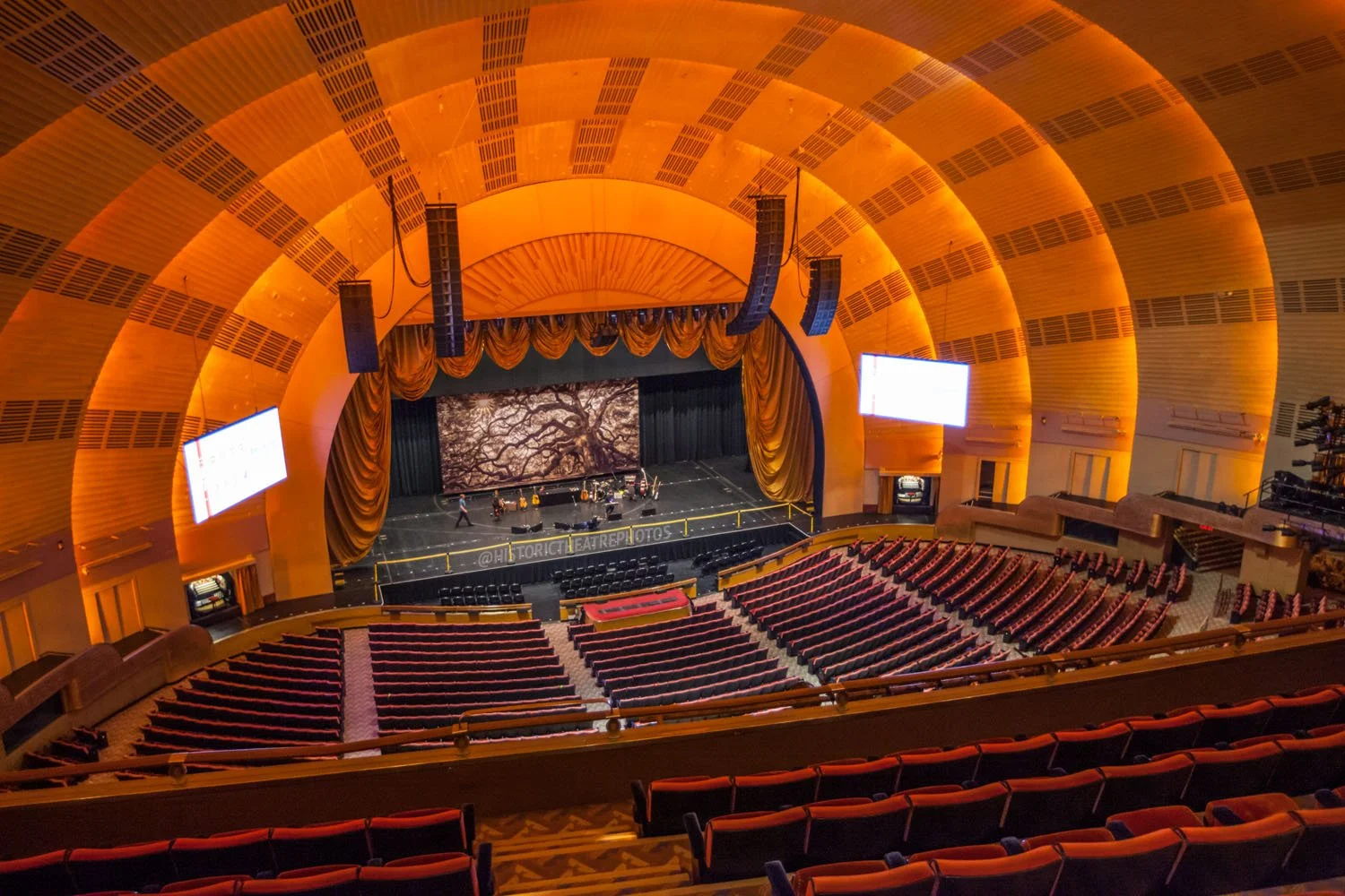 radio city music hall new york Design and Architecture.jpg