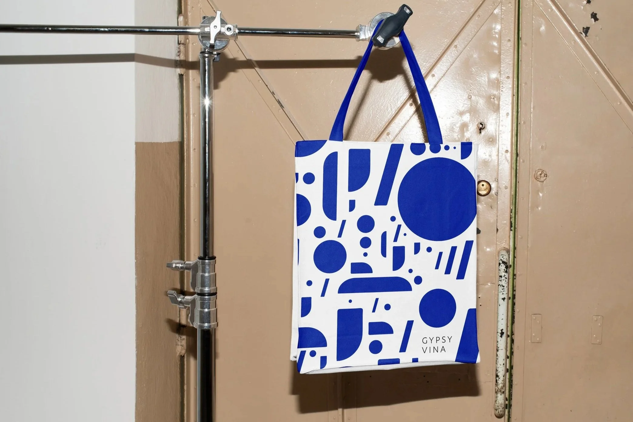 CanvasBag_Vina+copy.jpg