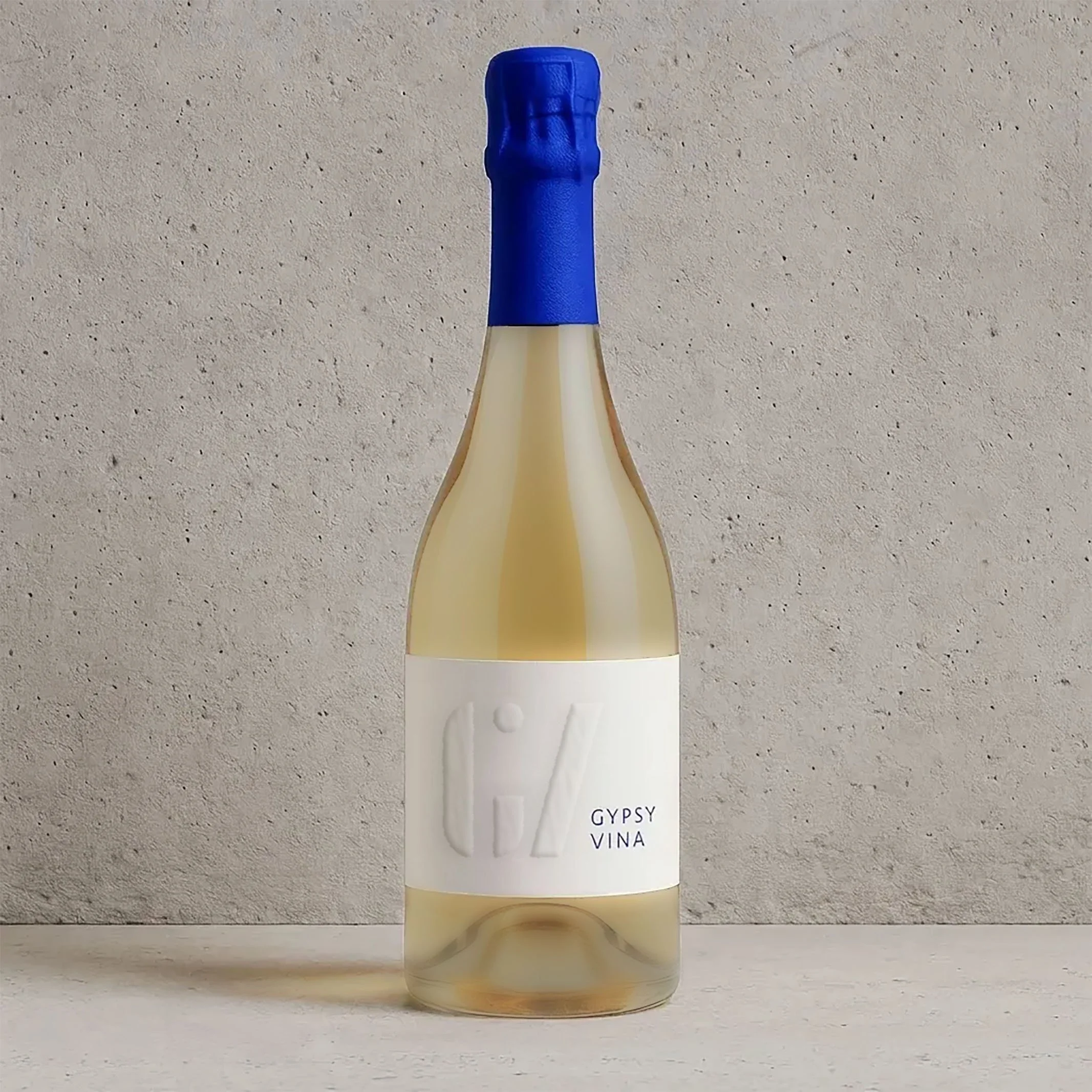 Vina_bottle_option2_0000_front.jpg