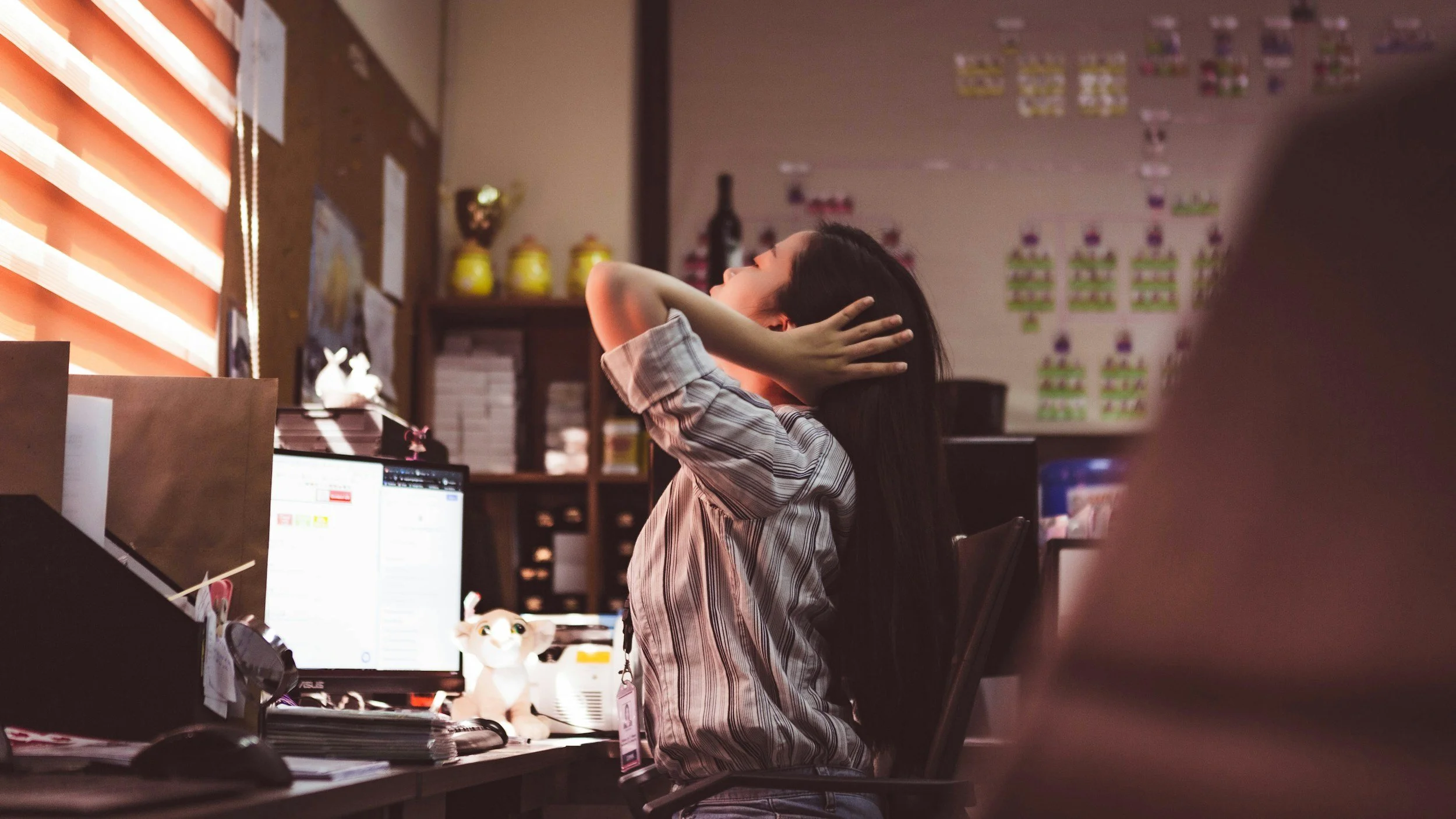 Massage for Desk Workers: Neck, shoulder and back tension