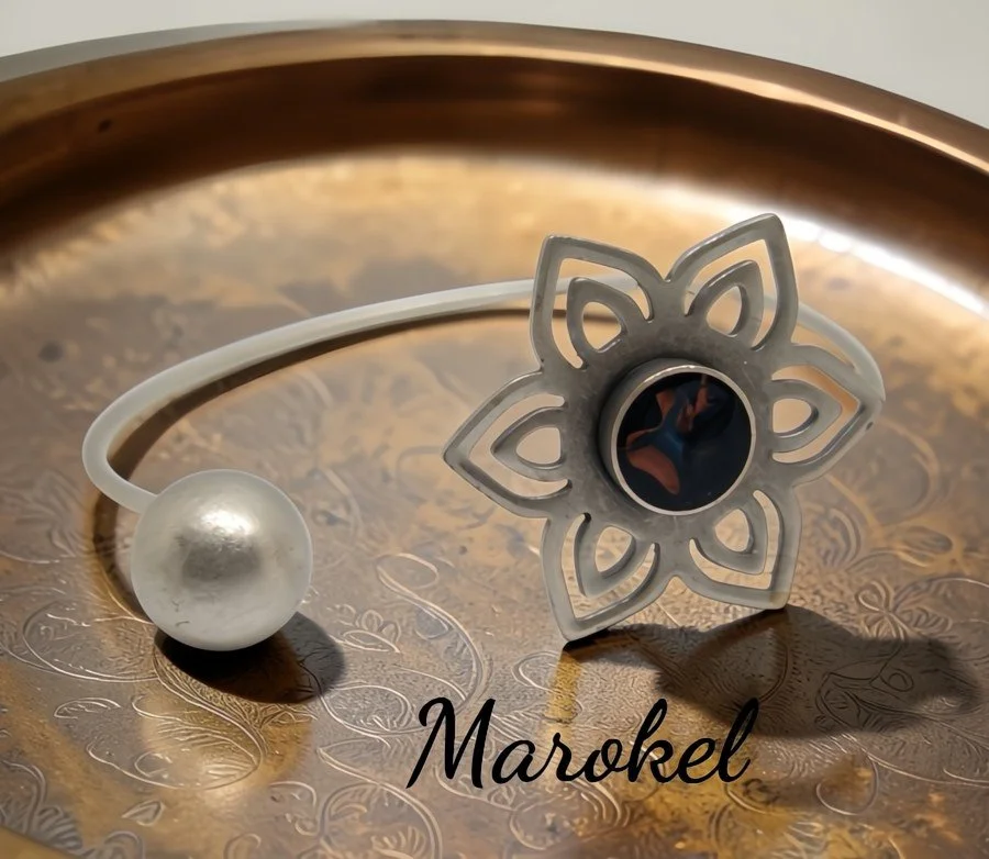 Open petal cuff 2.jpg