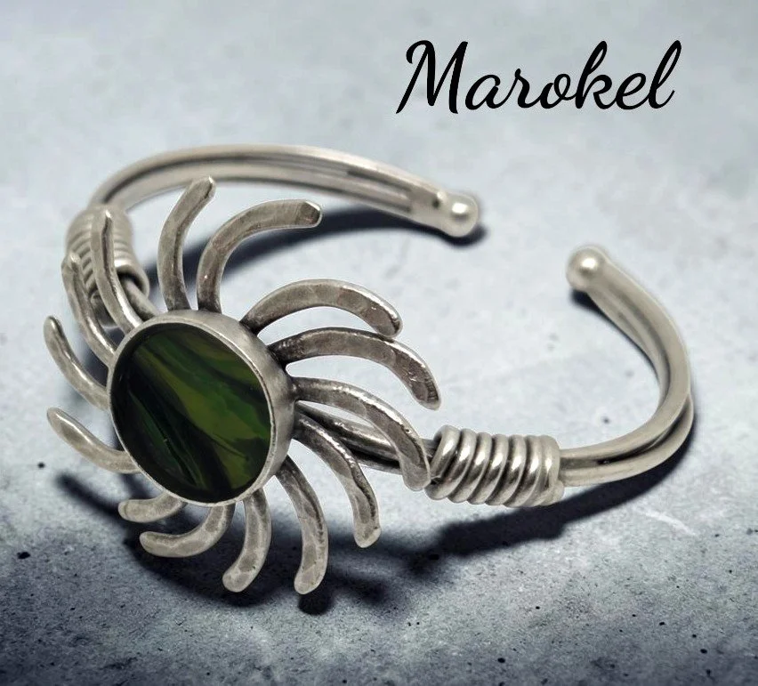 Flower cuff 8.jpg